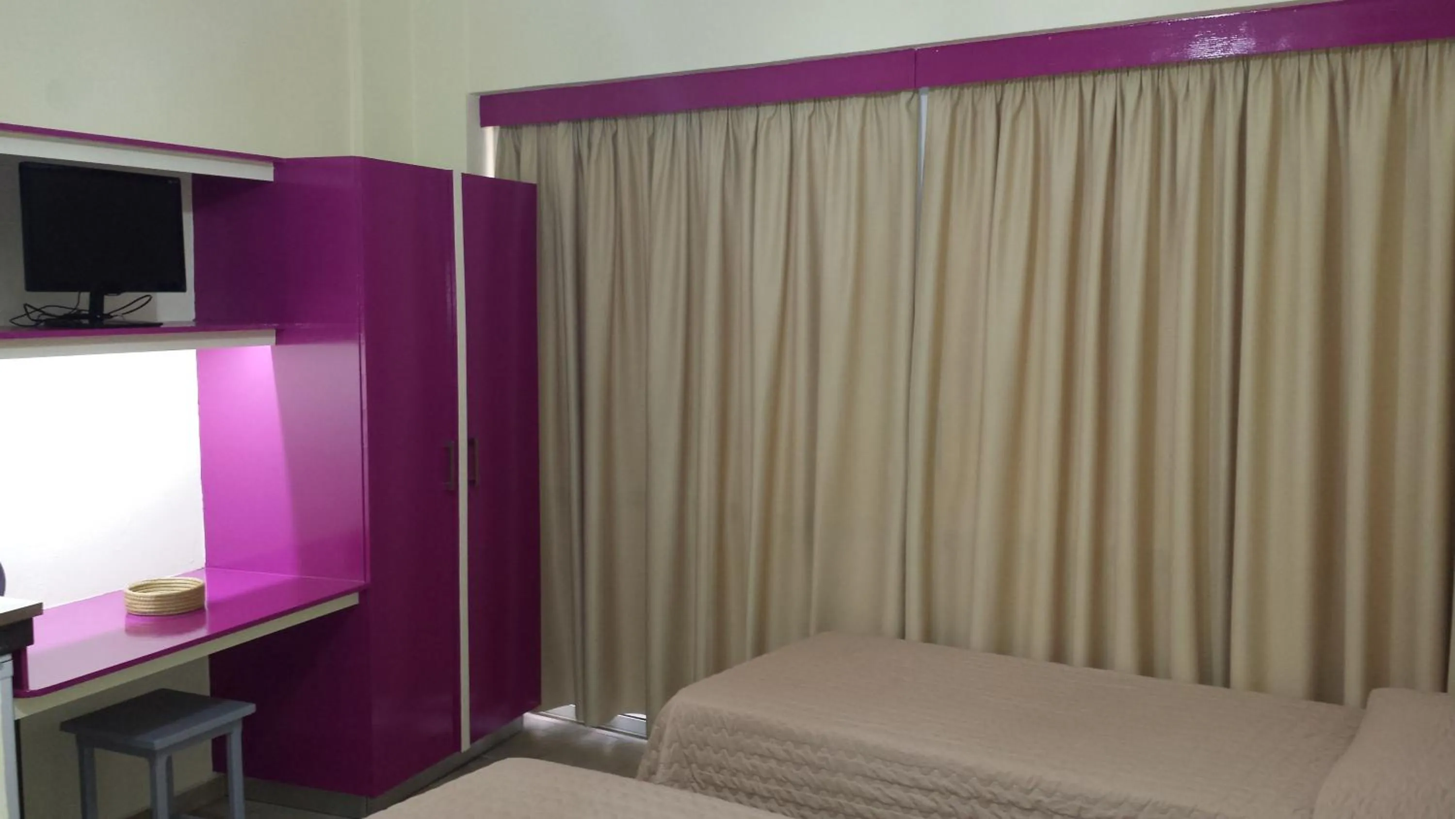 Photo of the whole room, Bed in Takis Hotel Apartments