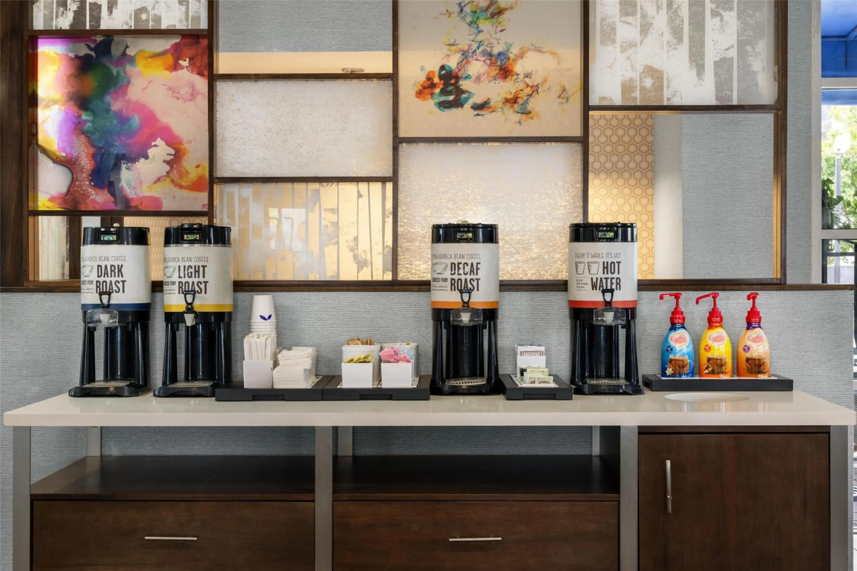 Restaurant/places to eat in Hampton Inn & Suites Fort Lauderdale Airport