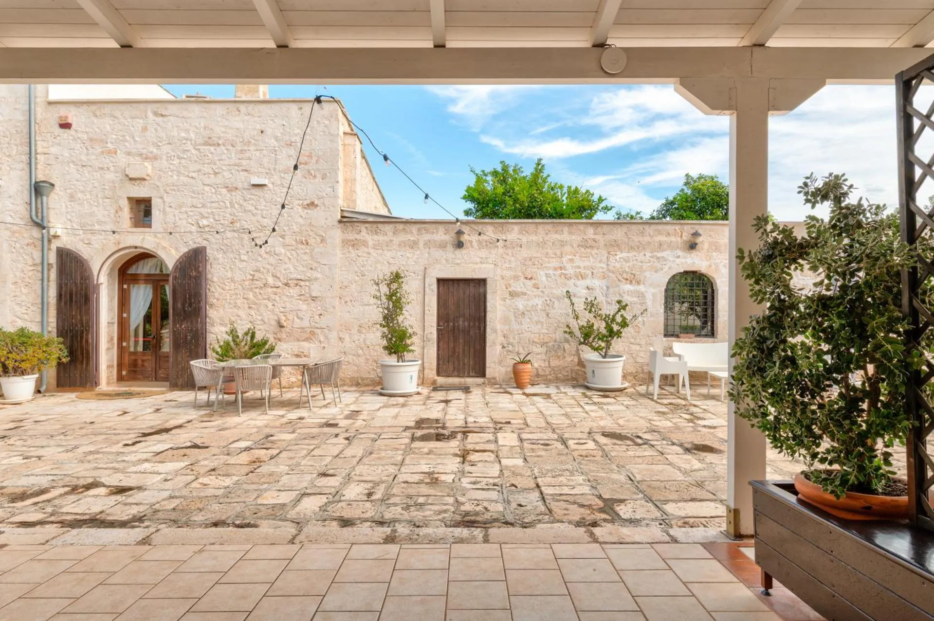 Property building in Masseria Valente