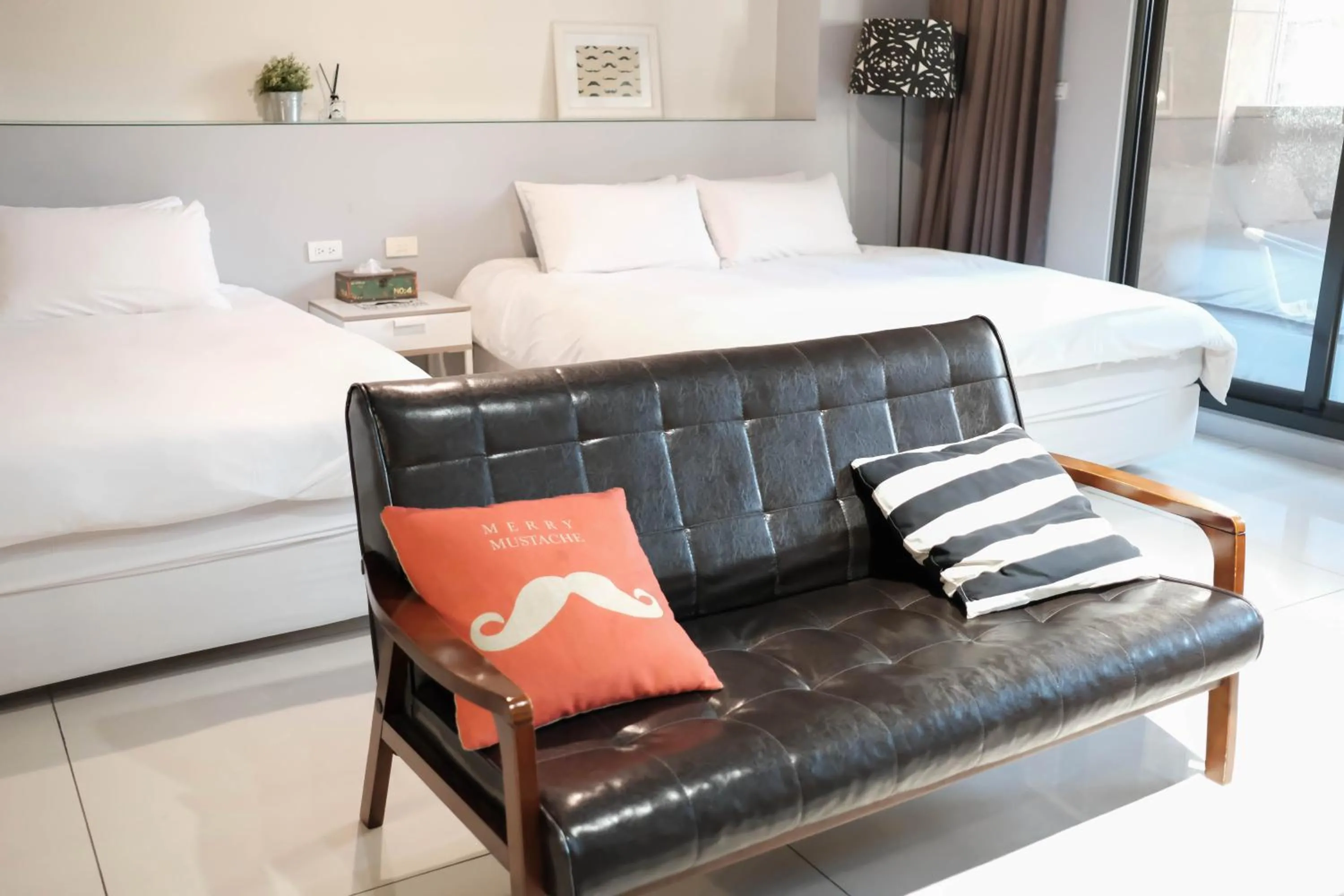 Huzi Room