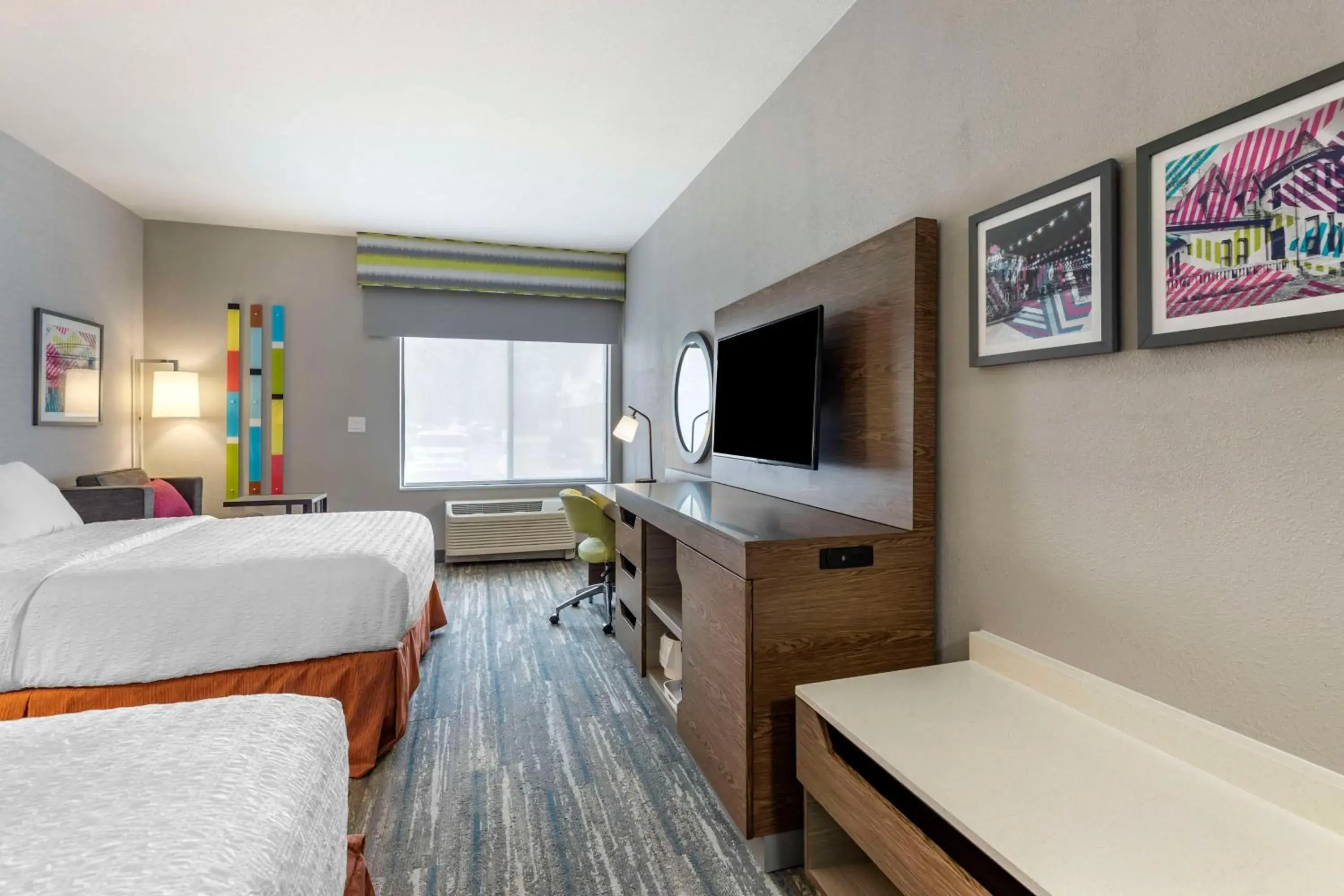 Bed in Hampton Inn Fort Collins Bed in Hampton Inn Fort Collins