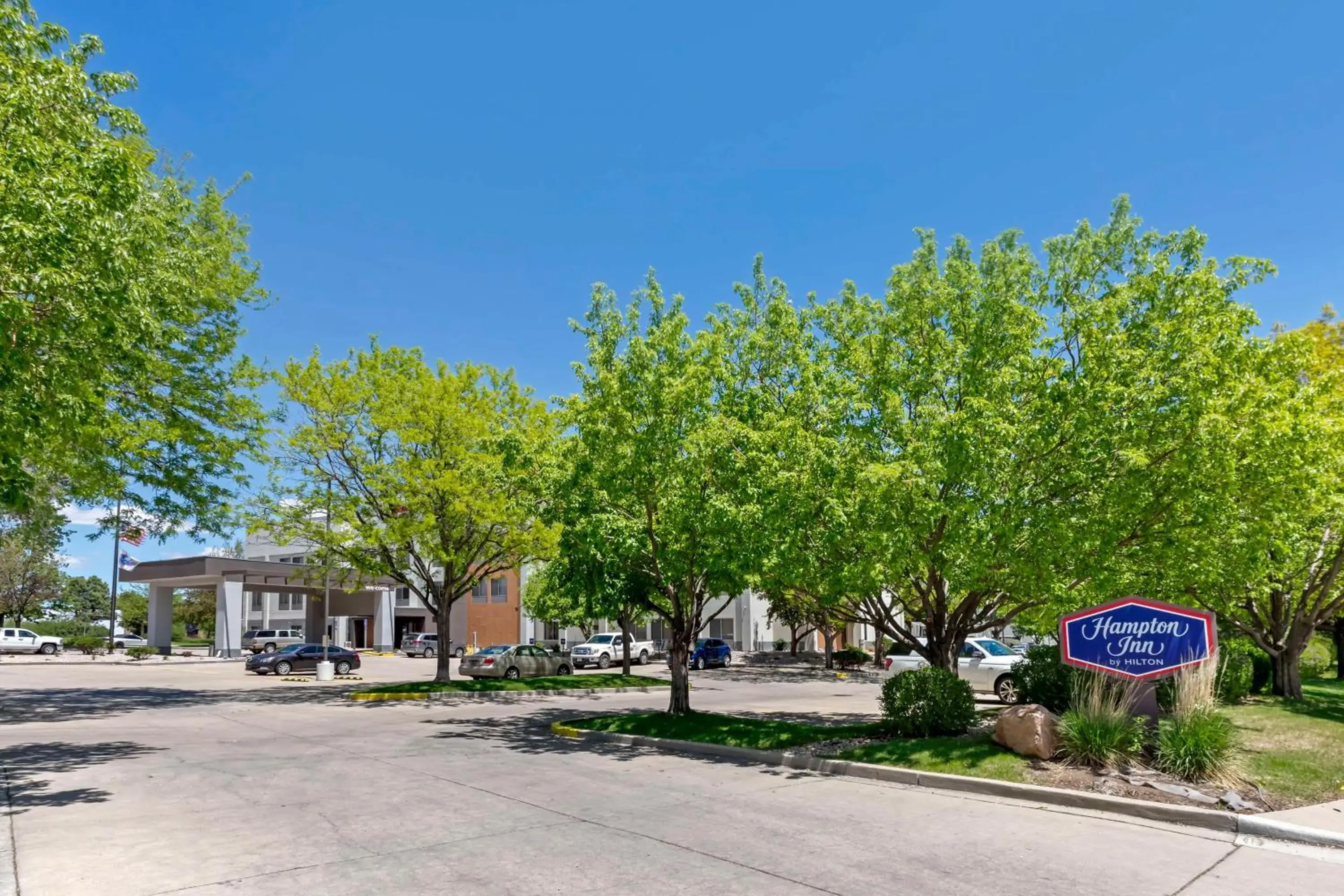 Property building in Hampton Inn Fort Collins Property building in Hampton Inn Fort Collins