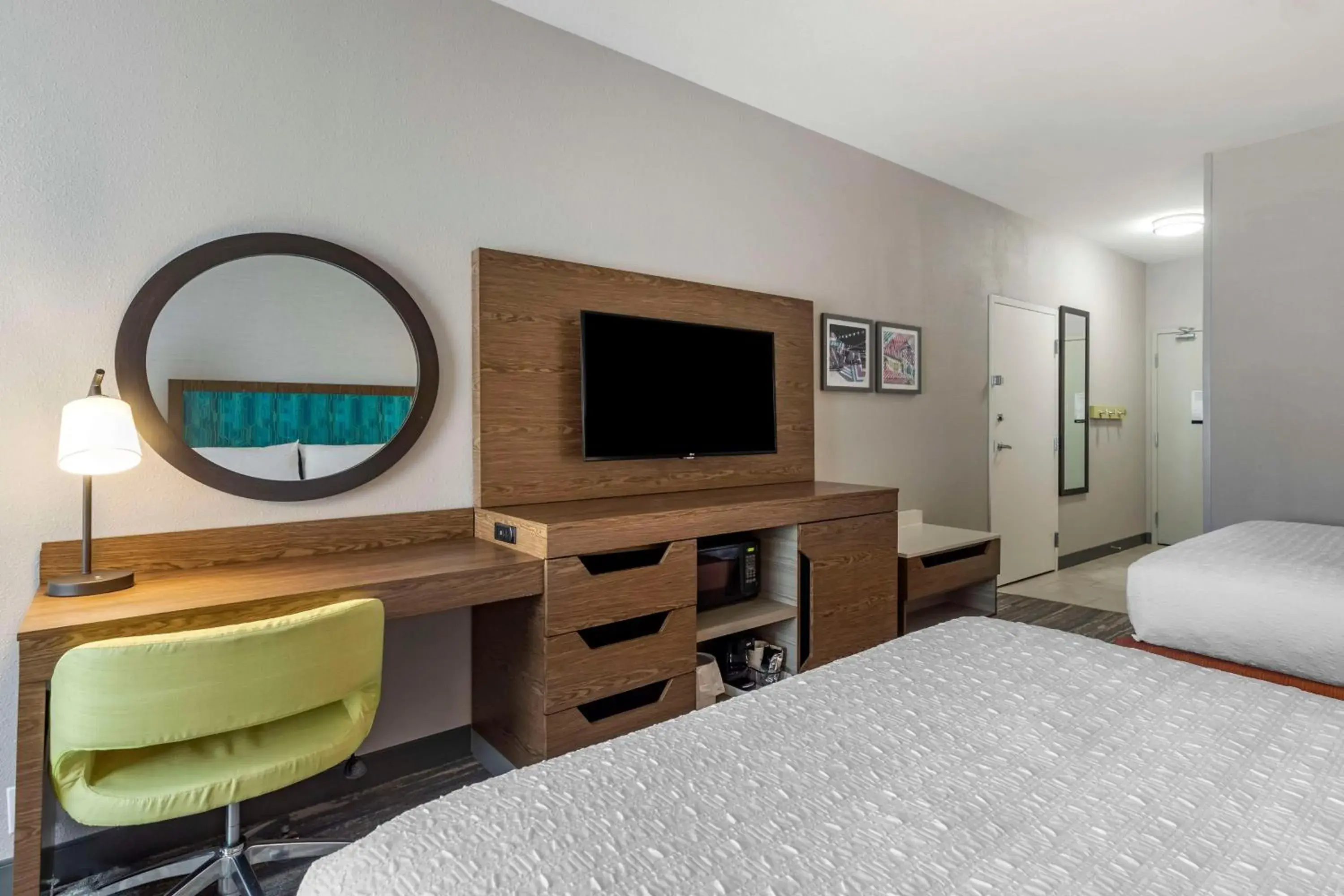 Bedroom, Bed in Hampton Inn Fort Collins Bedroom, Bed in Hampton Inn Fort Collins