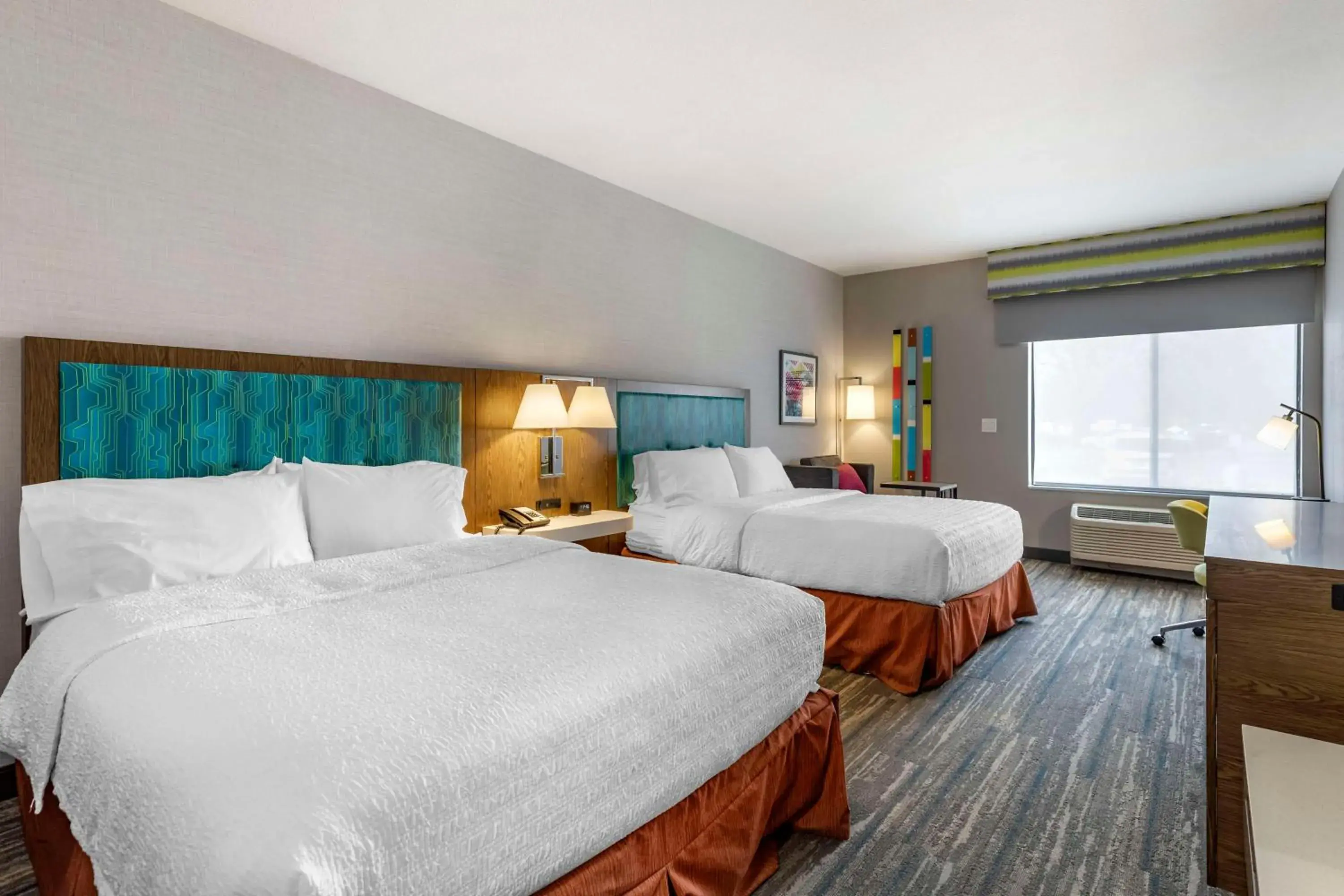 Bed in Hampton Inn Fort Collins Bed in Hampton Inn Fort Collins