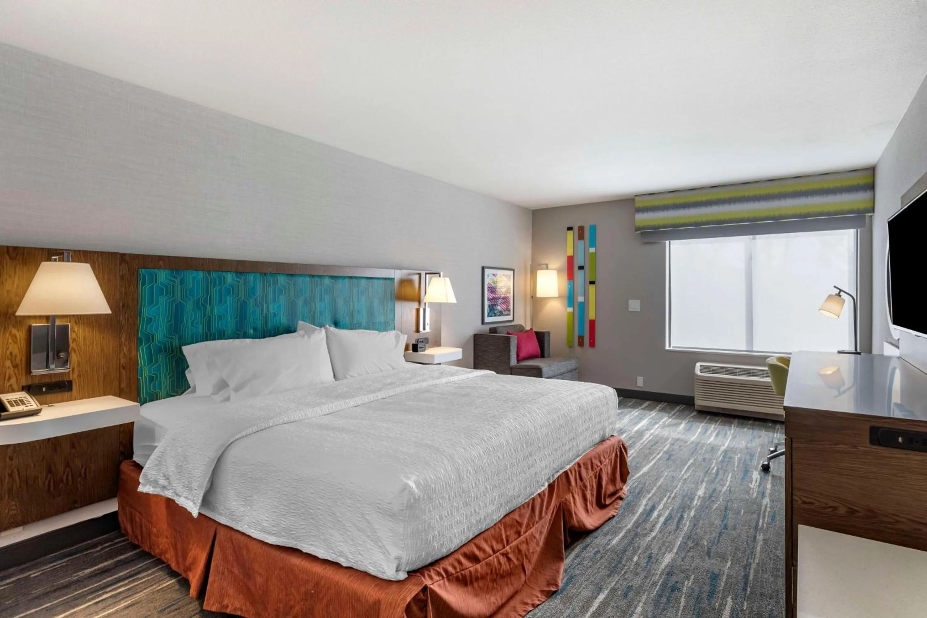 Bed in Hampton Inn Fort Collins