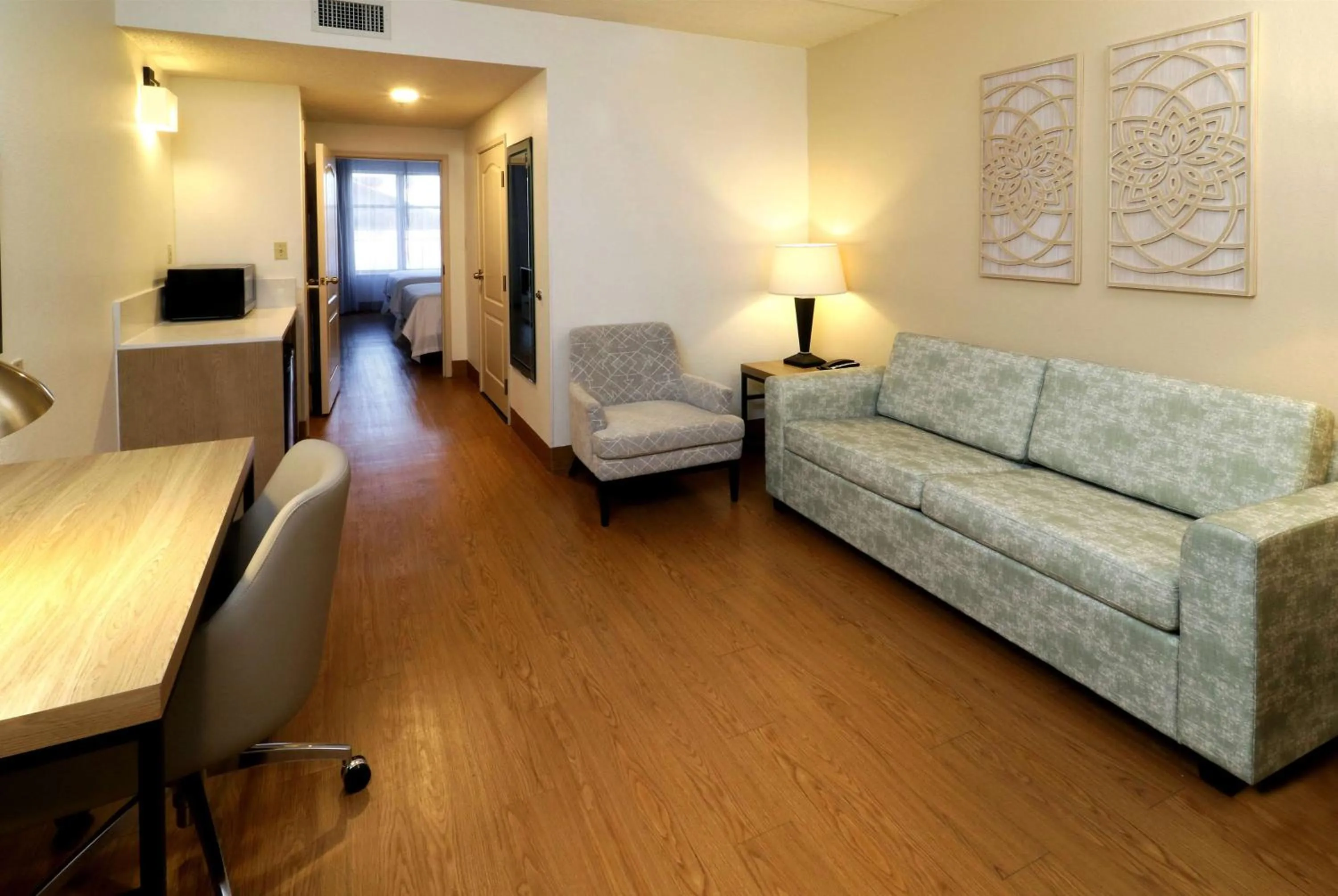 Photo of the whole room in Wyndham Garden McAllen at La Plaza Mall