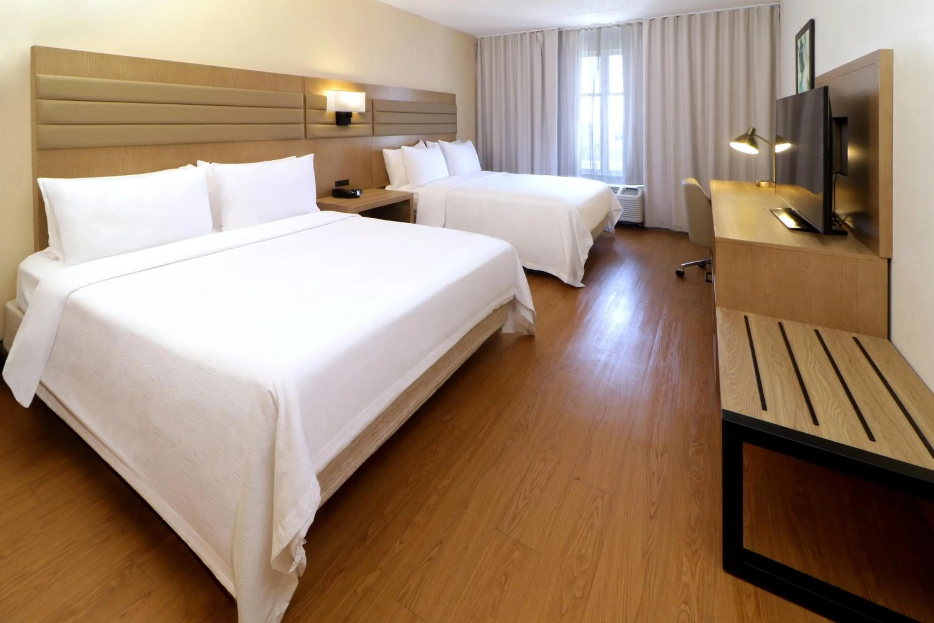 Photo of the whole room, Bed in Wyndham Garden McAllen at La Plaza Mall