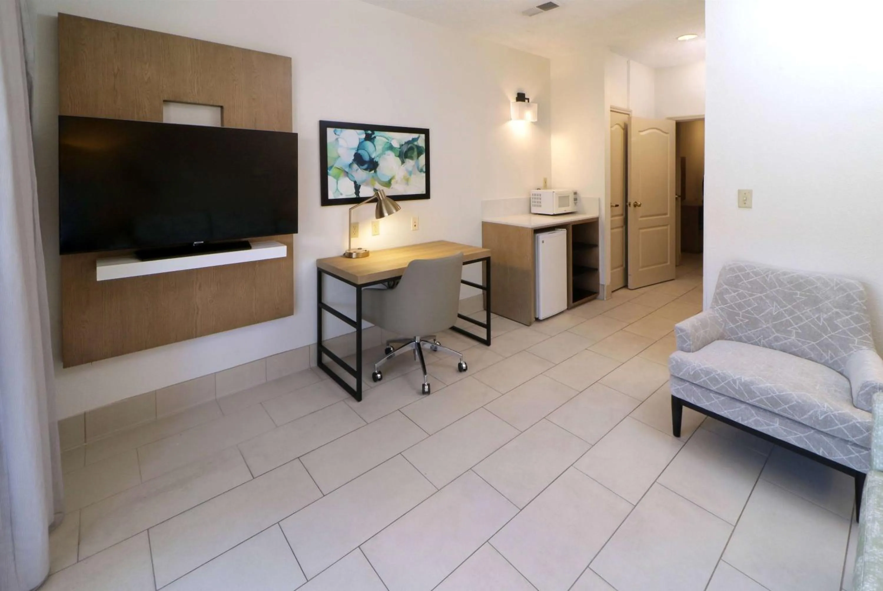 Photo of the whole room in Wyndham Garden McAllen at La Plaza Mall