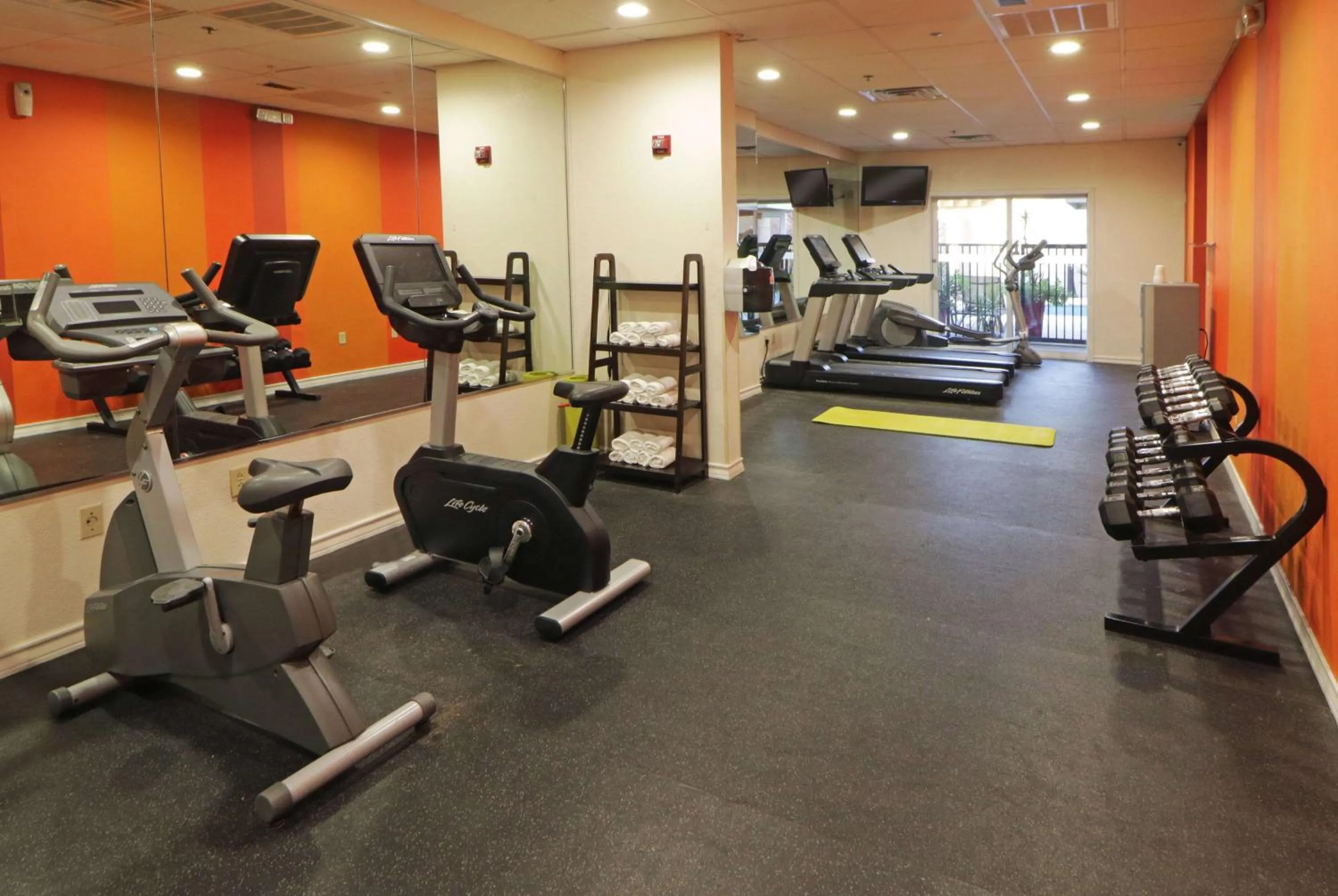 Fitness centre/facilities in Wyndham Garden McAllen at La Plaza Mall