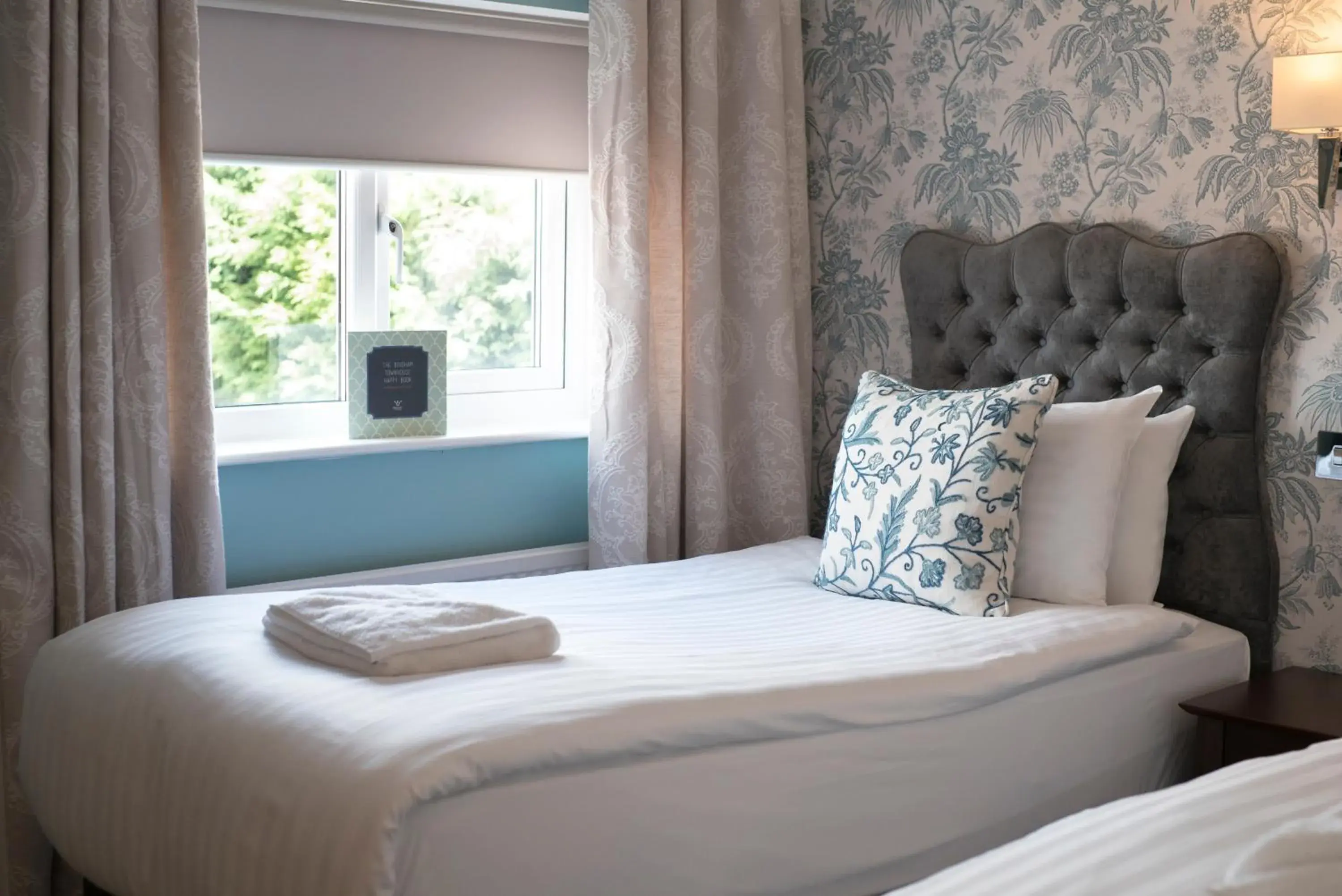 Twin Room in Bingham Townhouse Hotel Twin Room in Bingham Townhouse Hotel