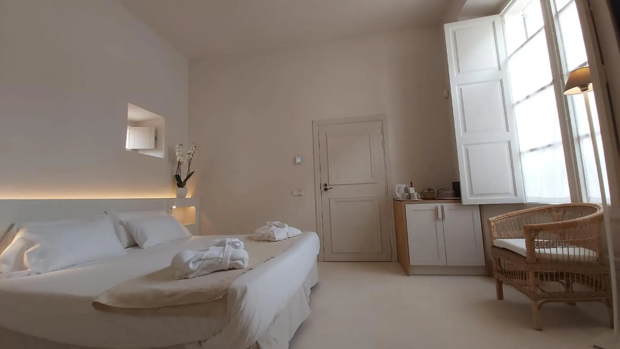 Bedroom, Bed in Yartan Boutique Hotel - Adults Only