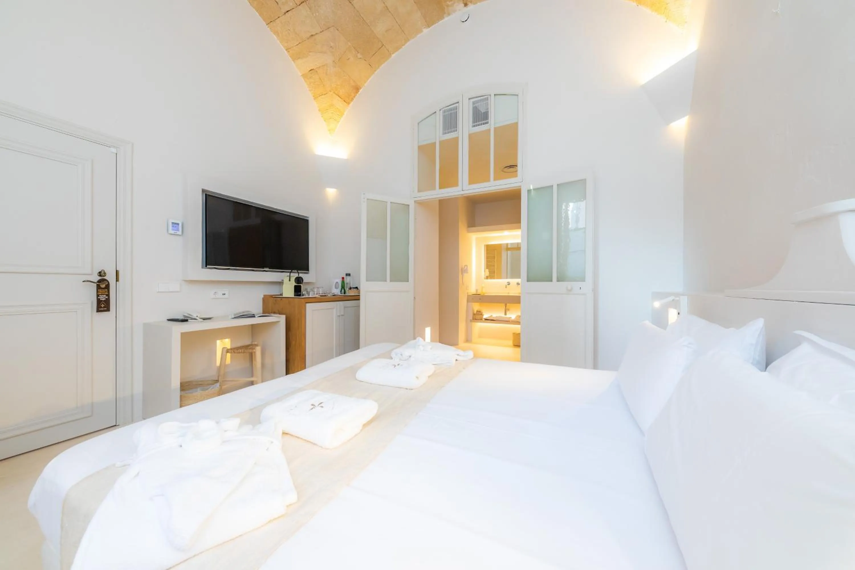 Bed in Yartan Boutique Hotel - Adults Only