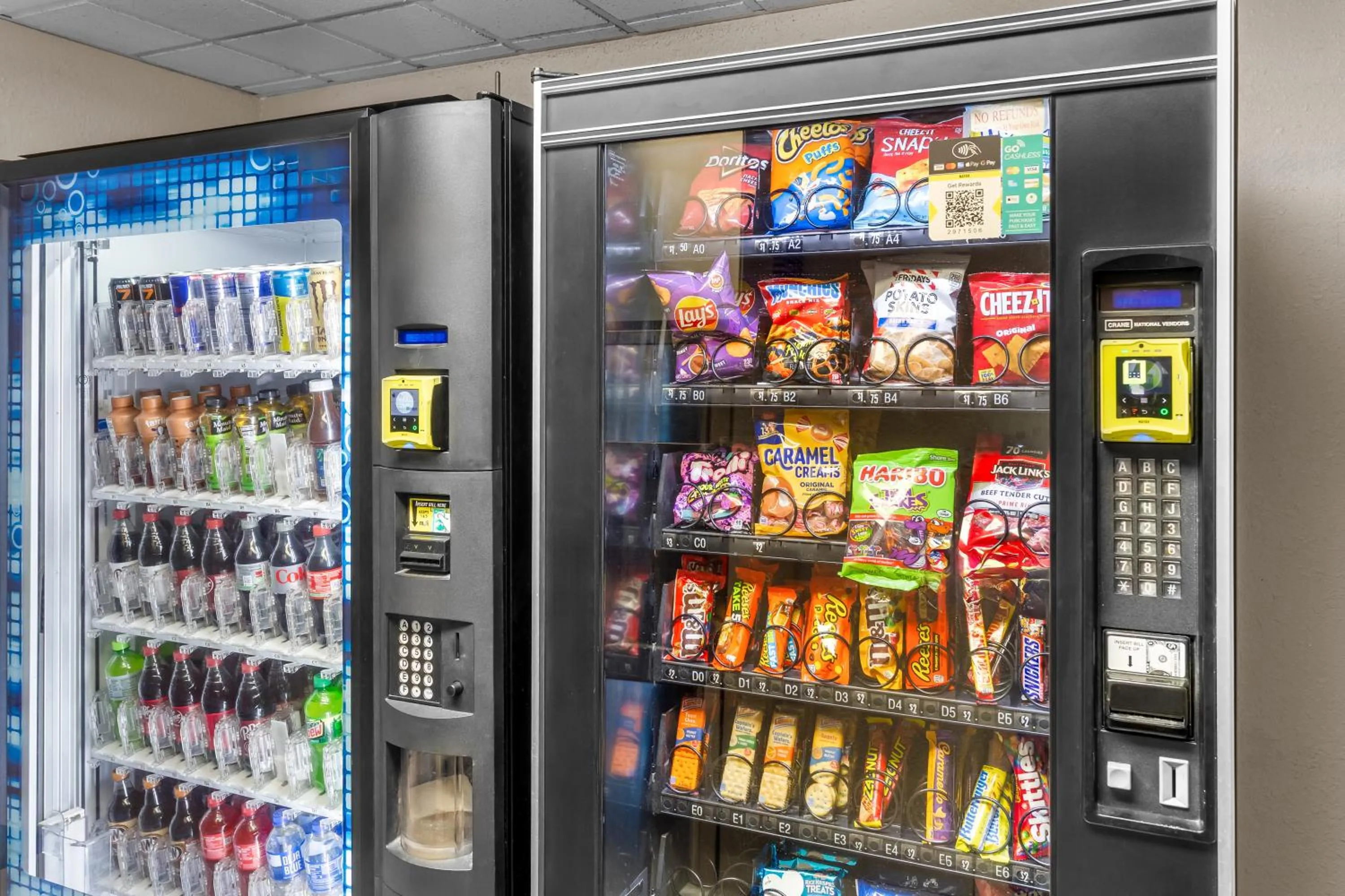 vending machine in Country Inn & Suites by Radisson, Beckley, WV