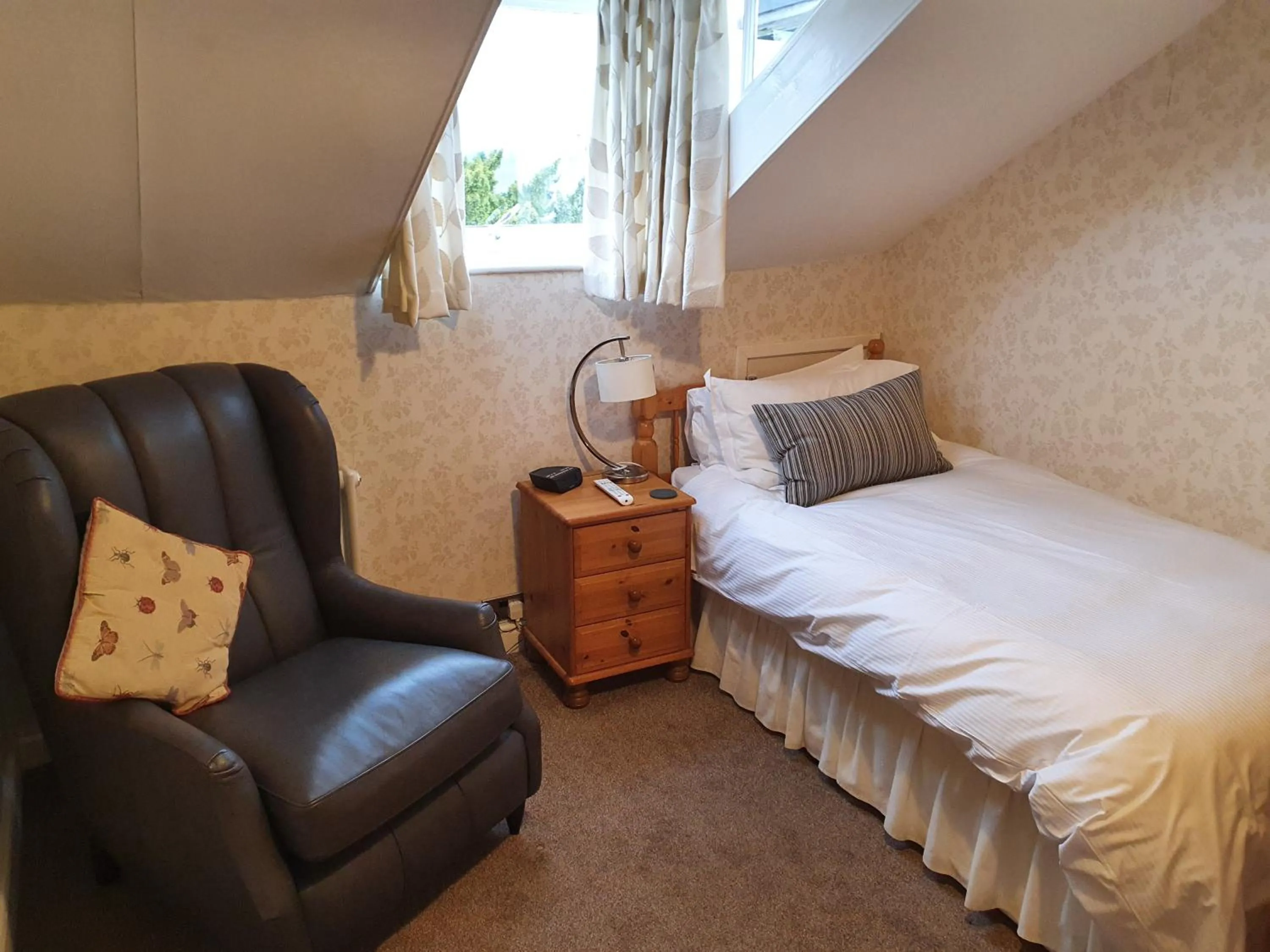 Bed in Strathmore Guest House