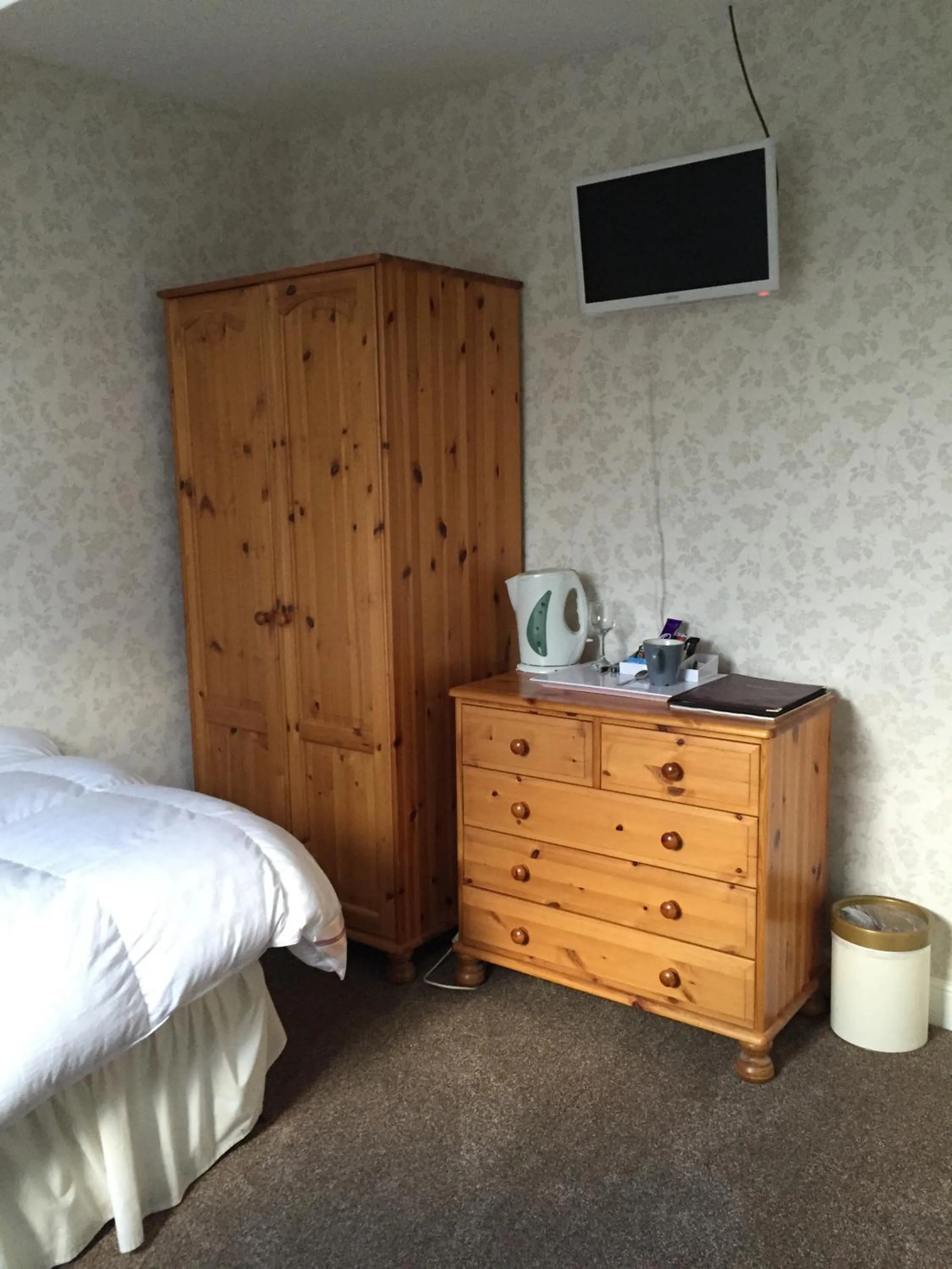 Bed in Strathmore Guest House