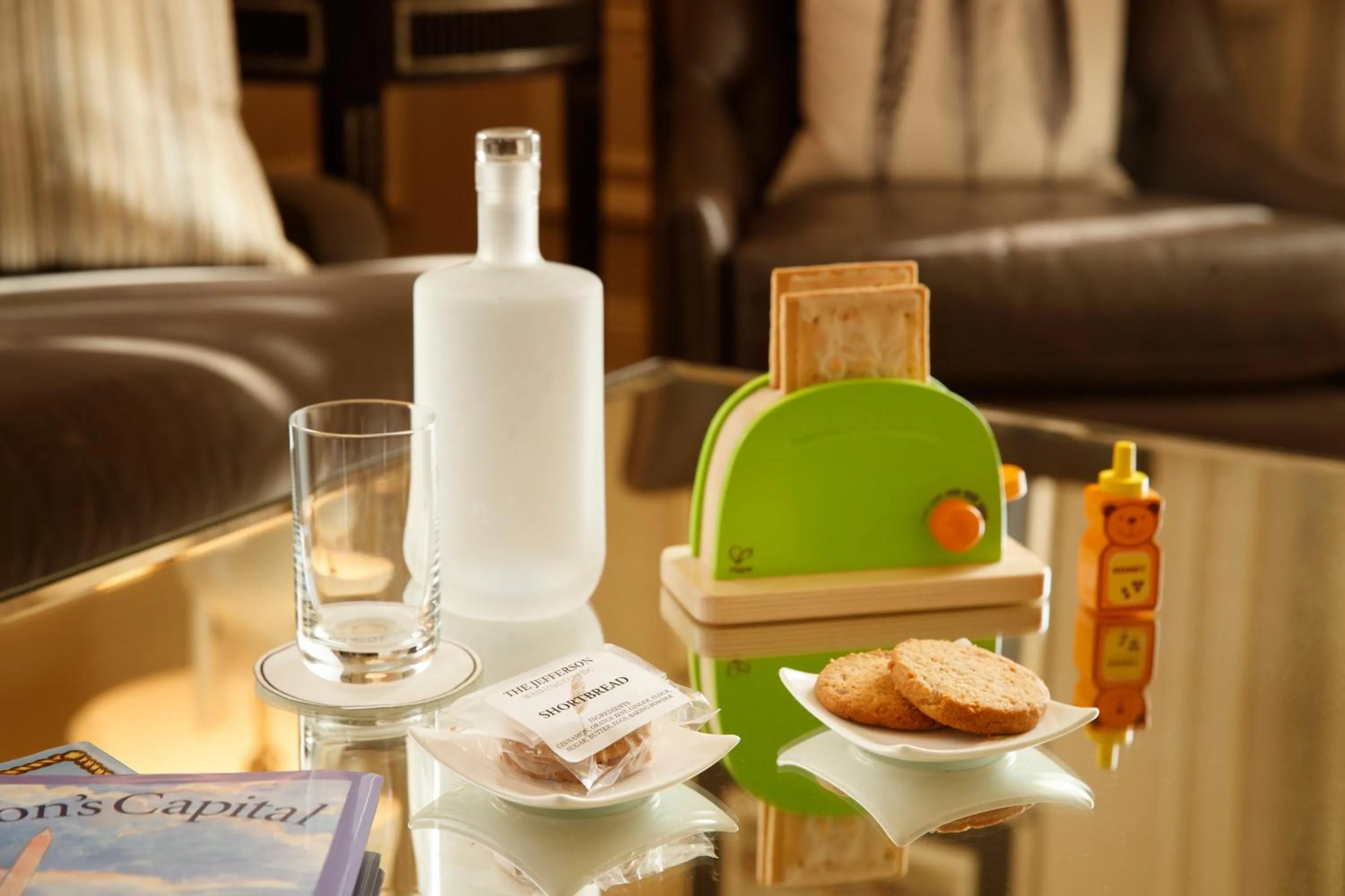 Food and drinks in The Jefferson Hotel