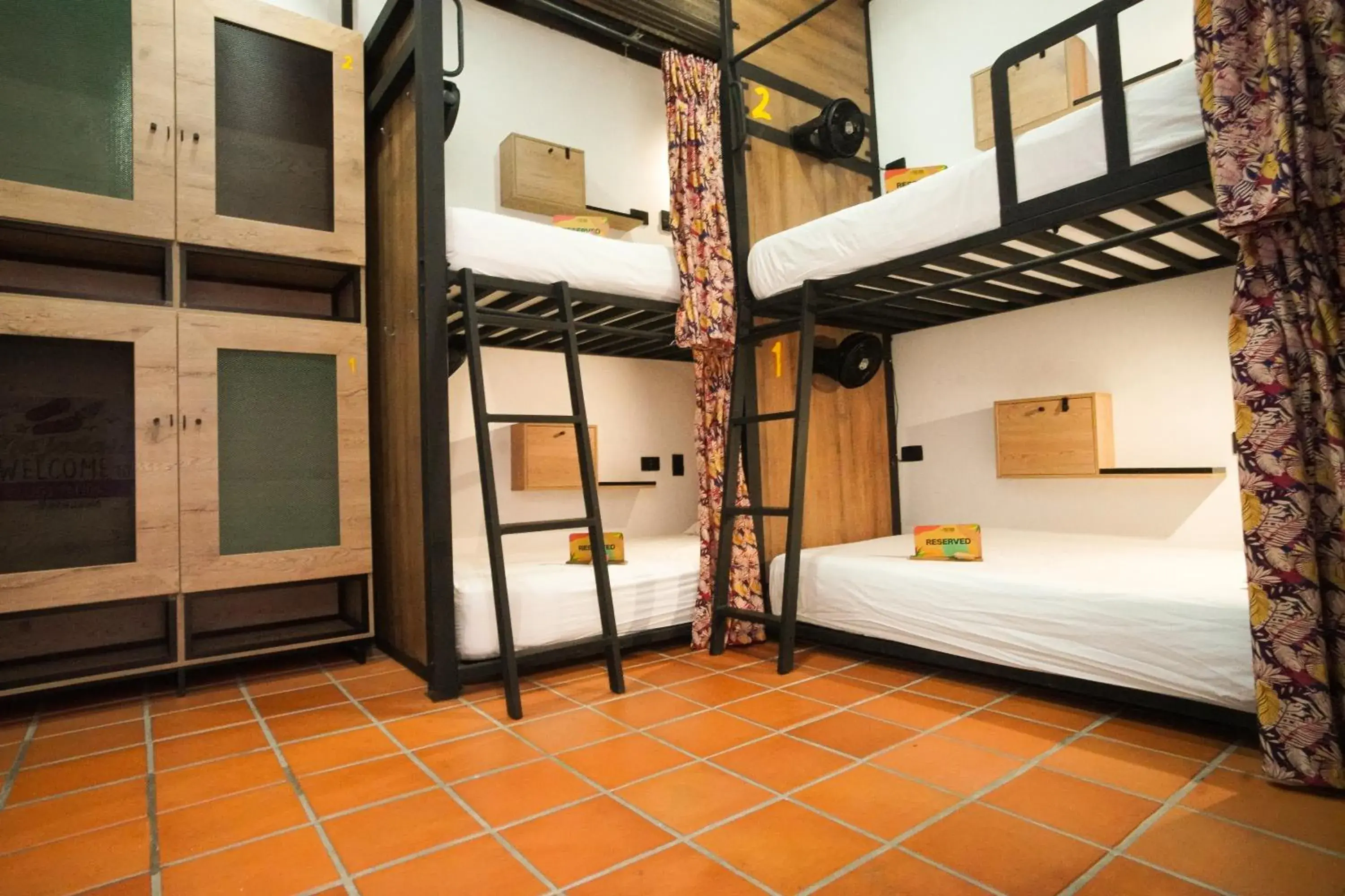 Bed in 4-Bed Mixed Dormitory Room in Los Patios Hostel Cartagena Bed in 4-Bed Mixed Dormitory Room in Los Patios Hostel Cartagena