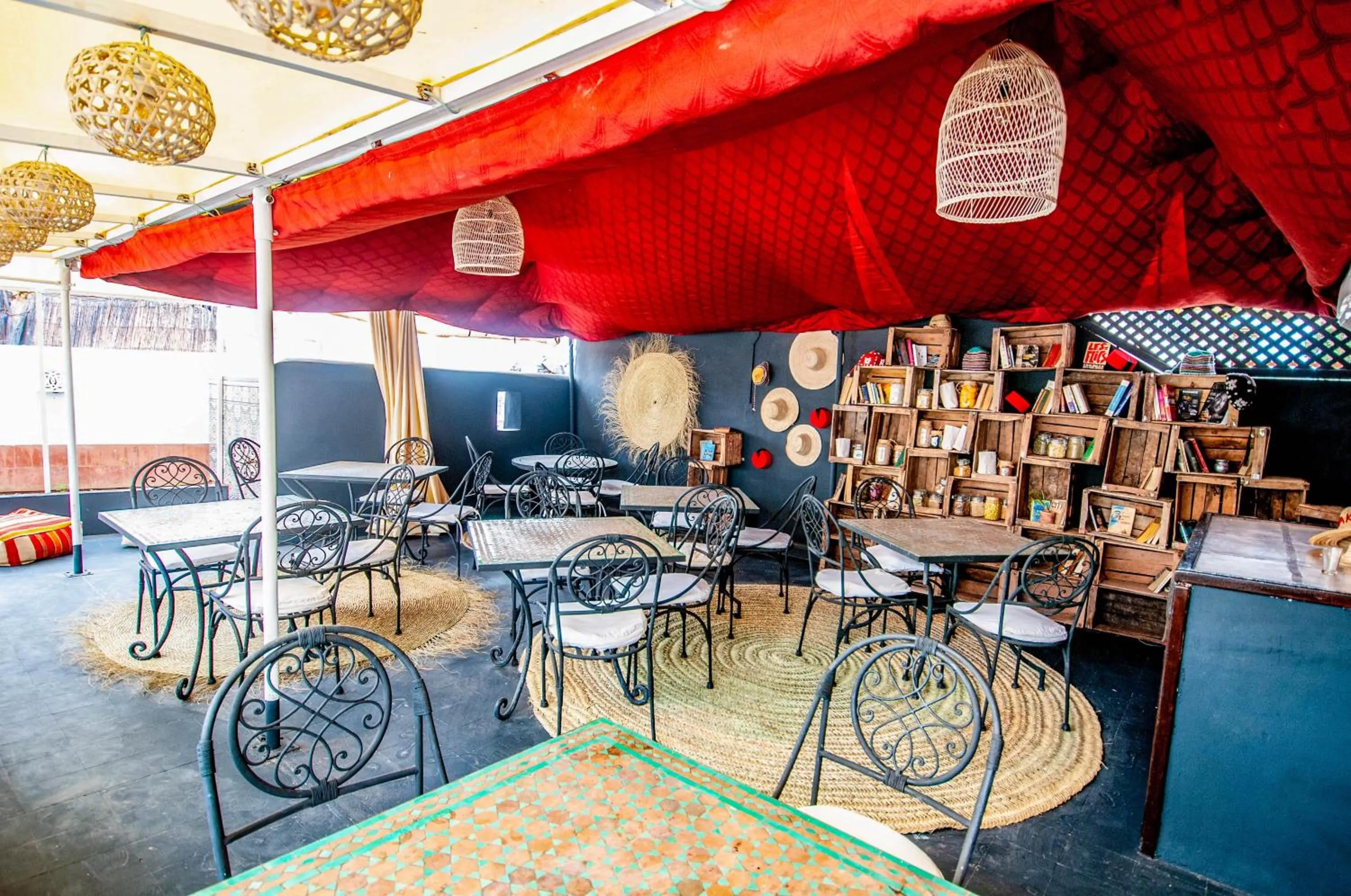 Restaurant/places to eat in Hotel & Spa Riad Dar El Aila