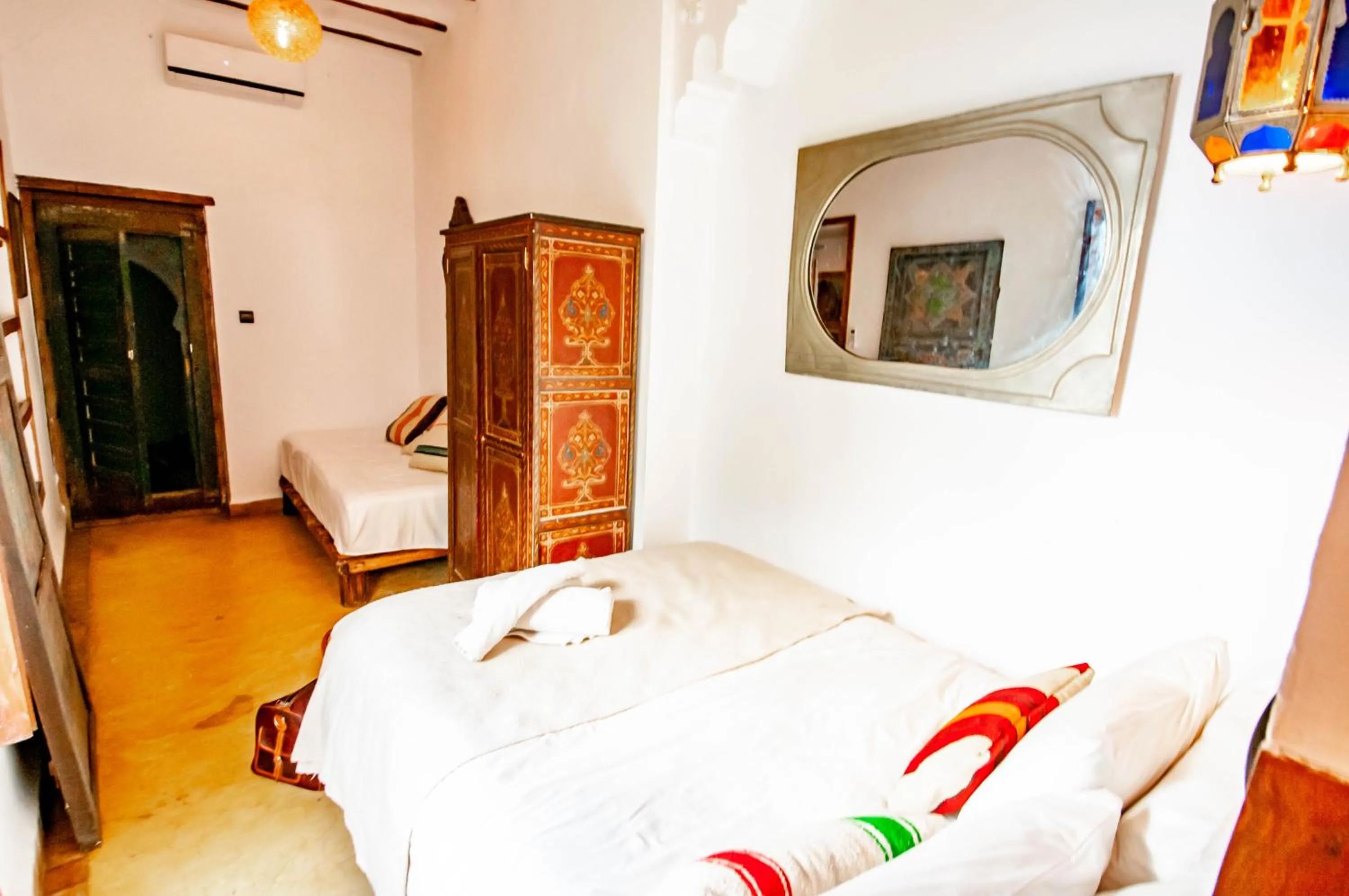 Bed in Hotel & Spa Riad Dar El Aila