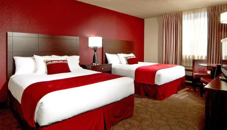 TV and multimedia, Bed in The Edgewater Hotel and Casino