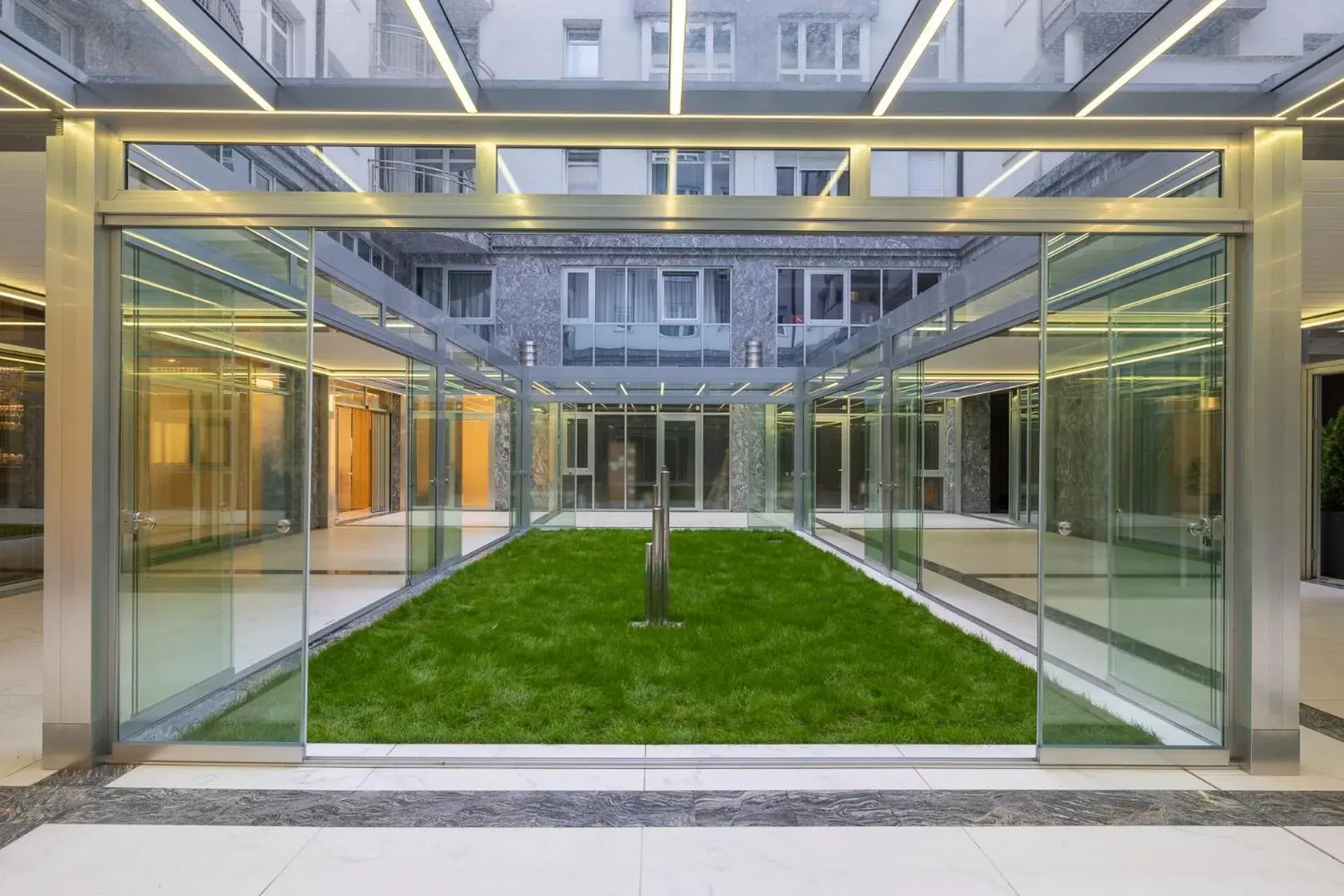 Inner courtyard view in Silver Crown Hotel & Residence, Palace Quarter Inner courtyard view in Silver Crown Hotel & Residence, Palace Quarter