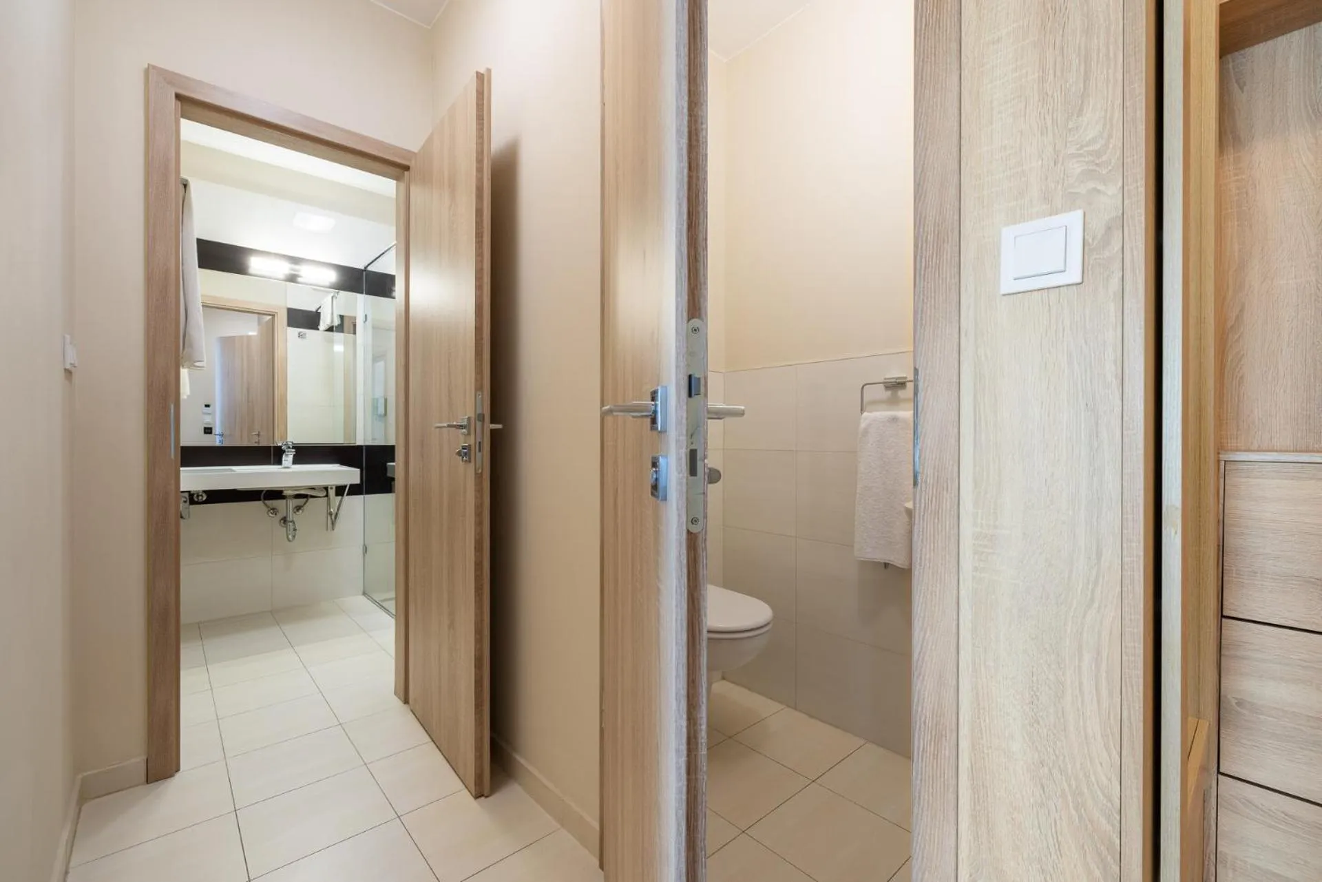 Bathroom in Silver Crown Hotel & Residence, Palace Quarter