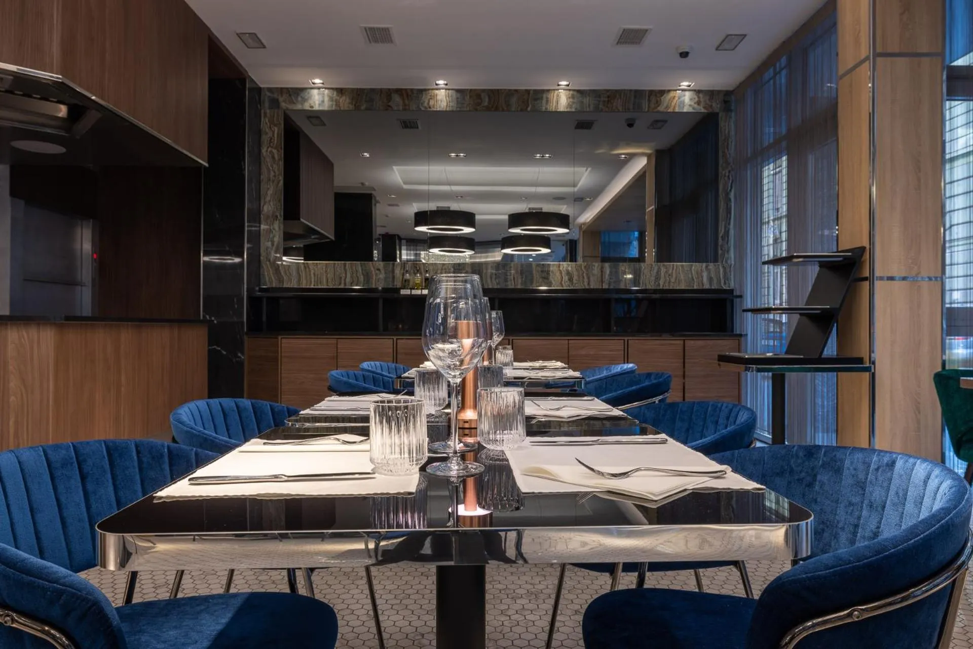 Dining area in Silver Crown Hotel & Residence, Palace Quarter