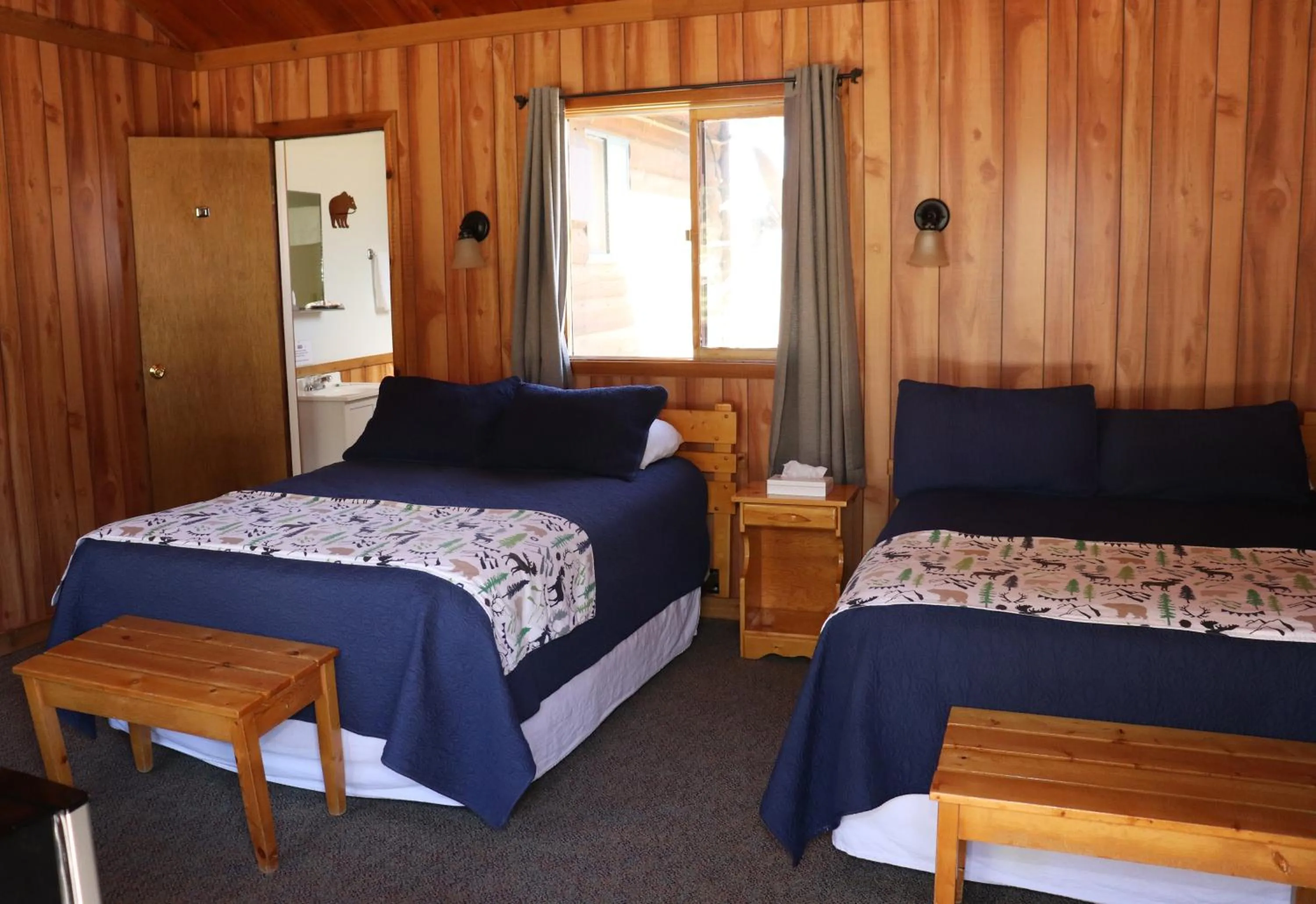 Bed in Yellowstone Valley Inn