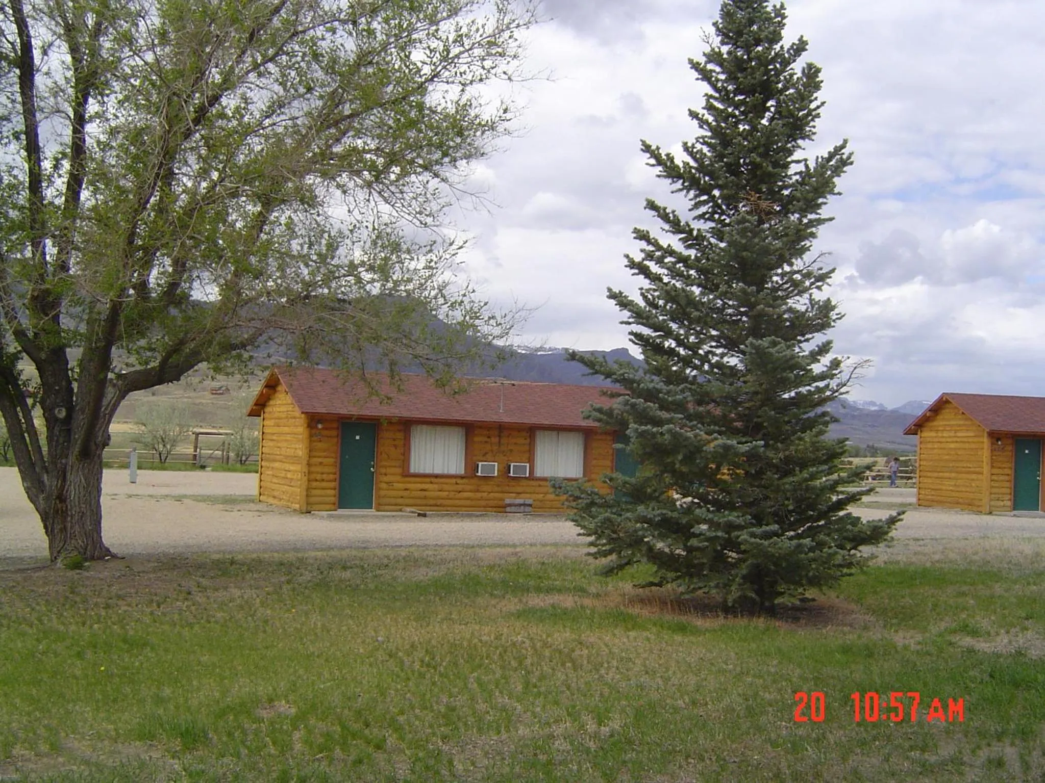 Property building in Yellowstone Valley Inn