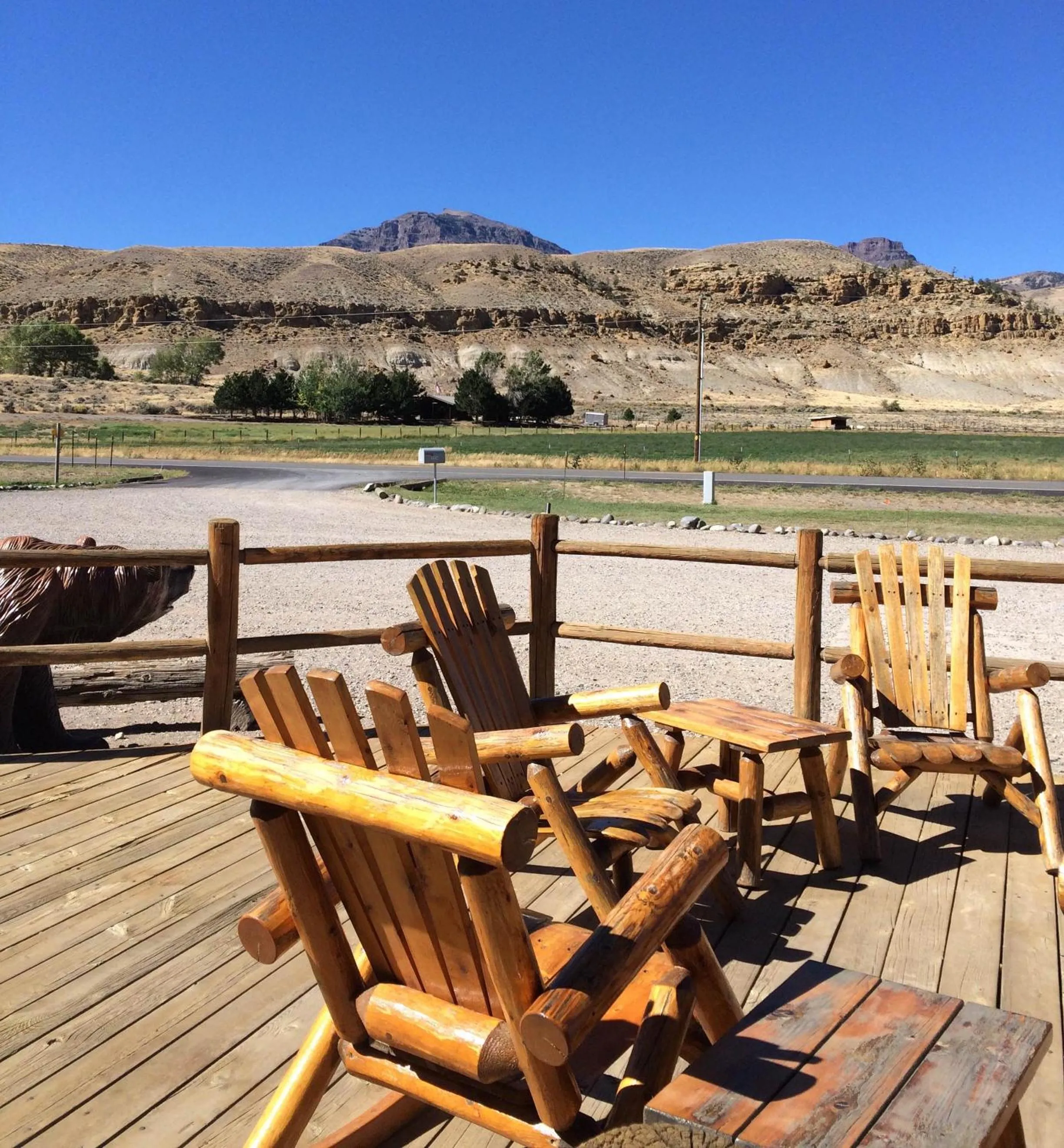 Mountain view in Yellowstone Valley Inn