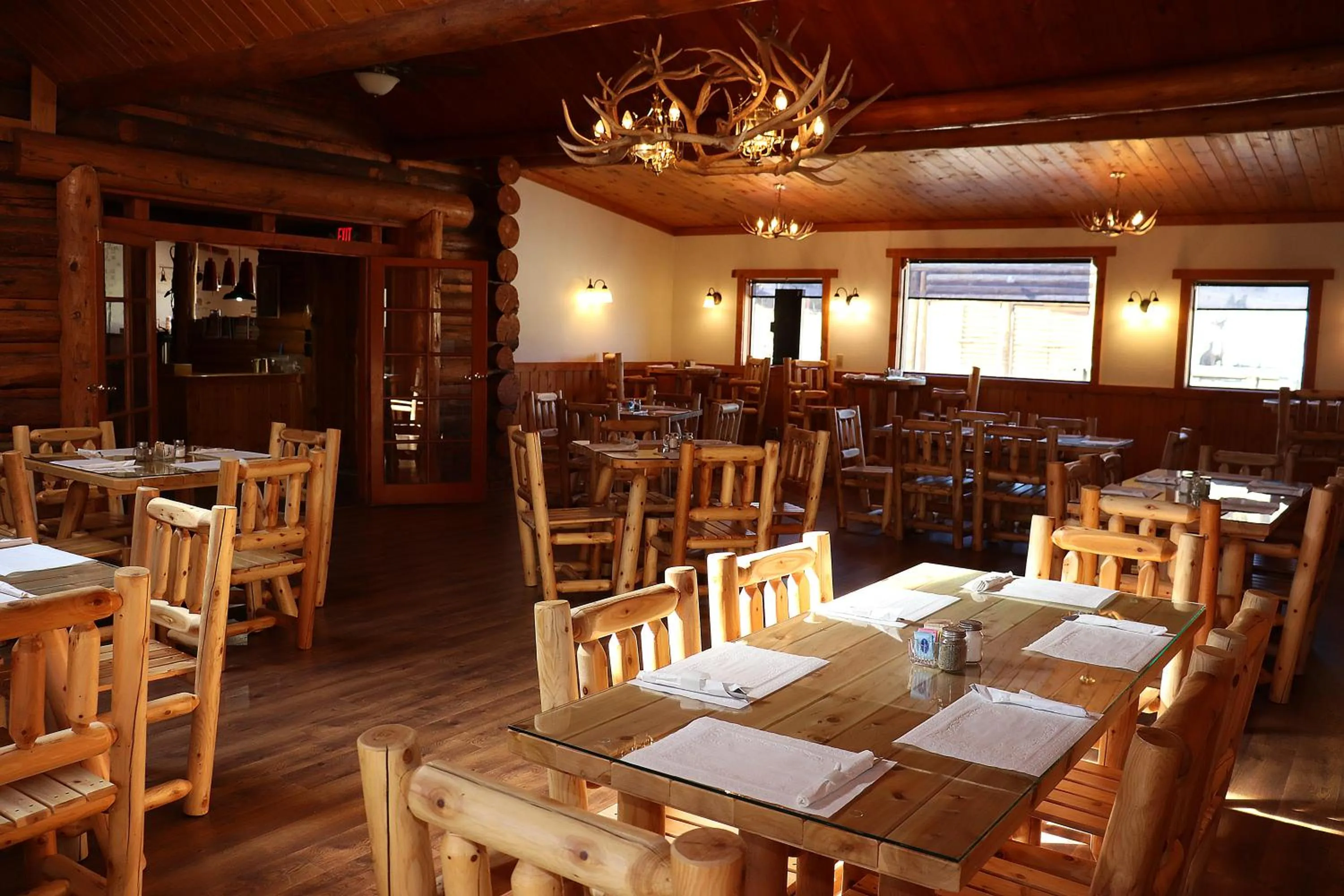 Yellowstone Valley Inn