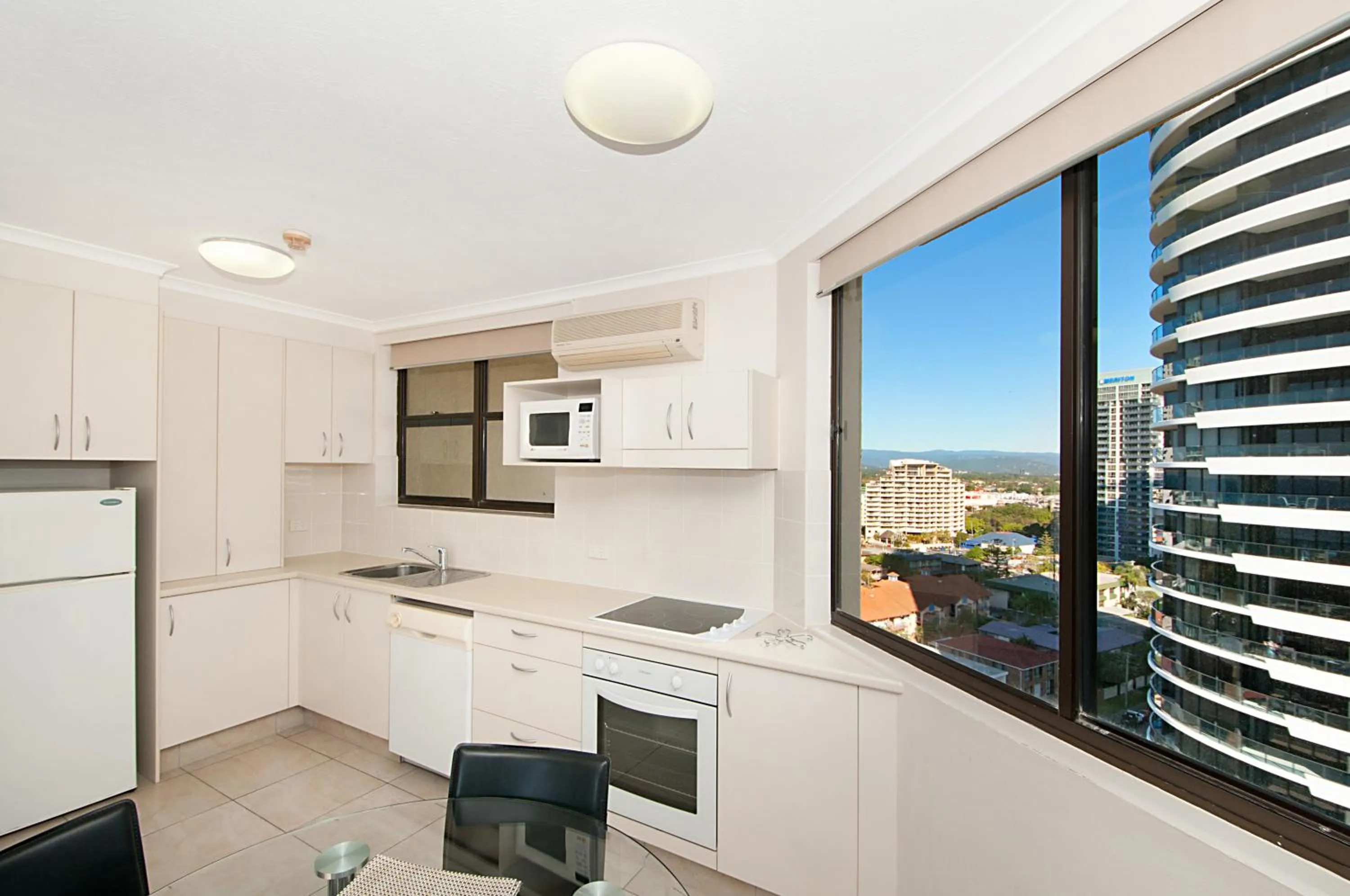 Kitchen or kitchenette in Voyager Resort