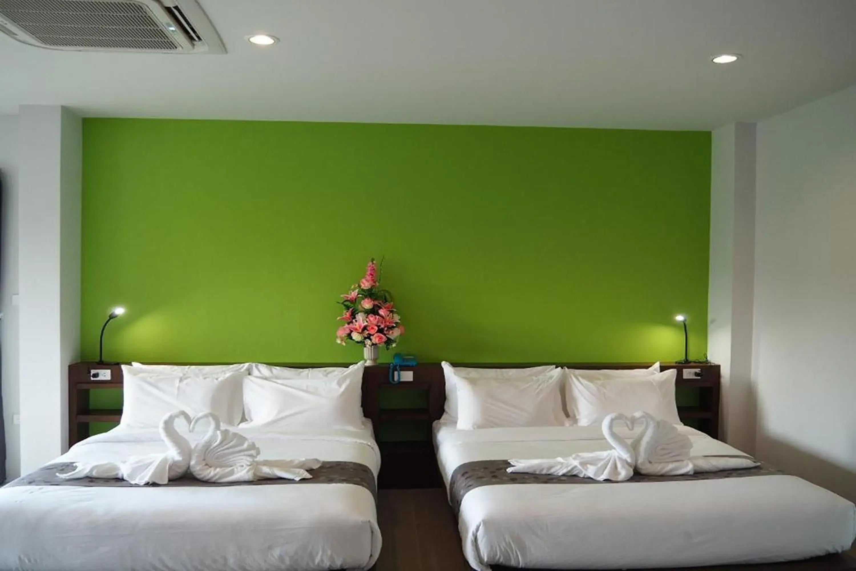 Quadruple Room with Terrace in Friendly Hotel Krabi Quadruple Room with Terrace in Friendly Hotel Krabi