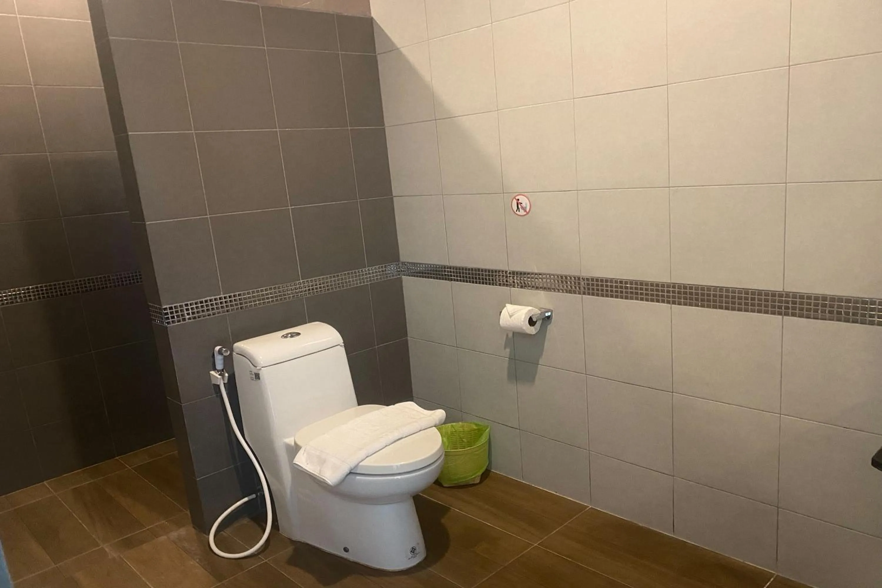 Bathroom in Friendly Hotel Krabi