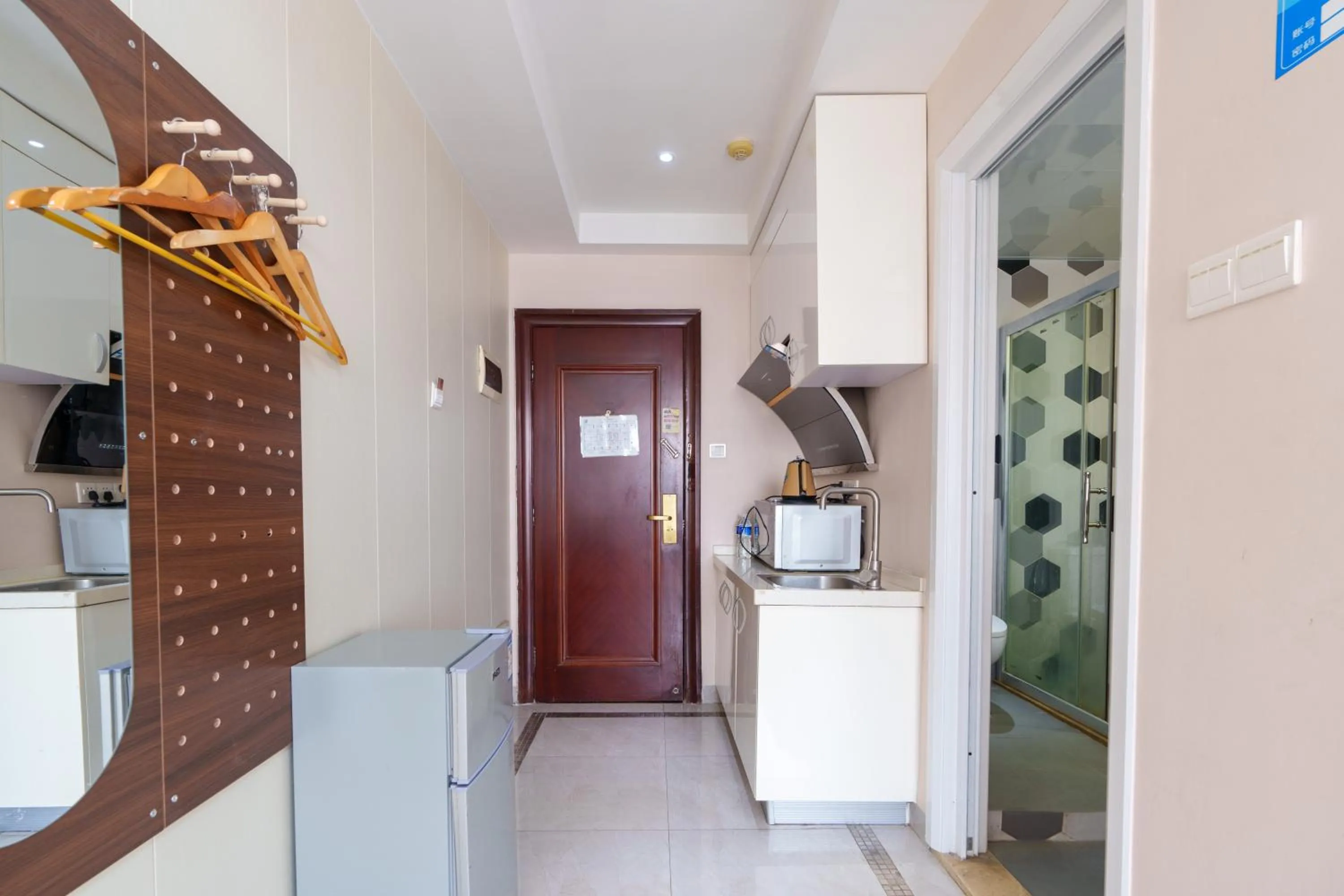 Property building in Sunny International Apartment From Beijing Road