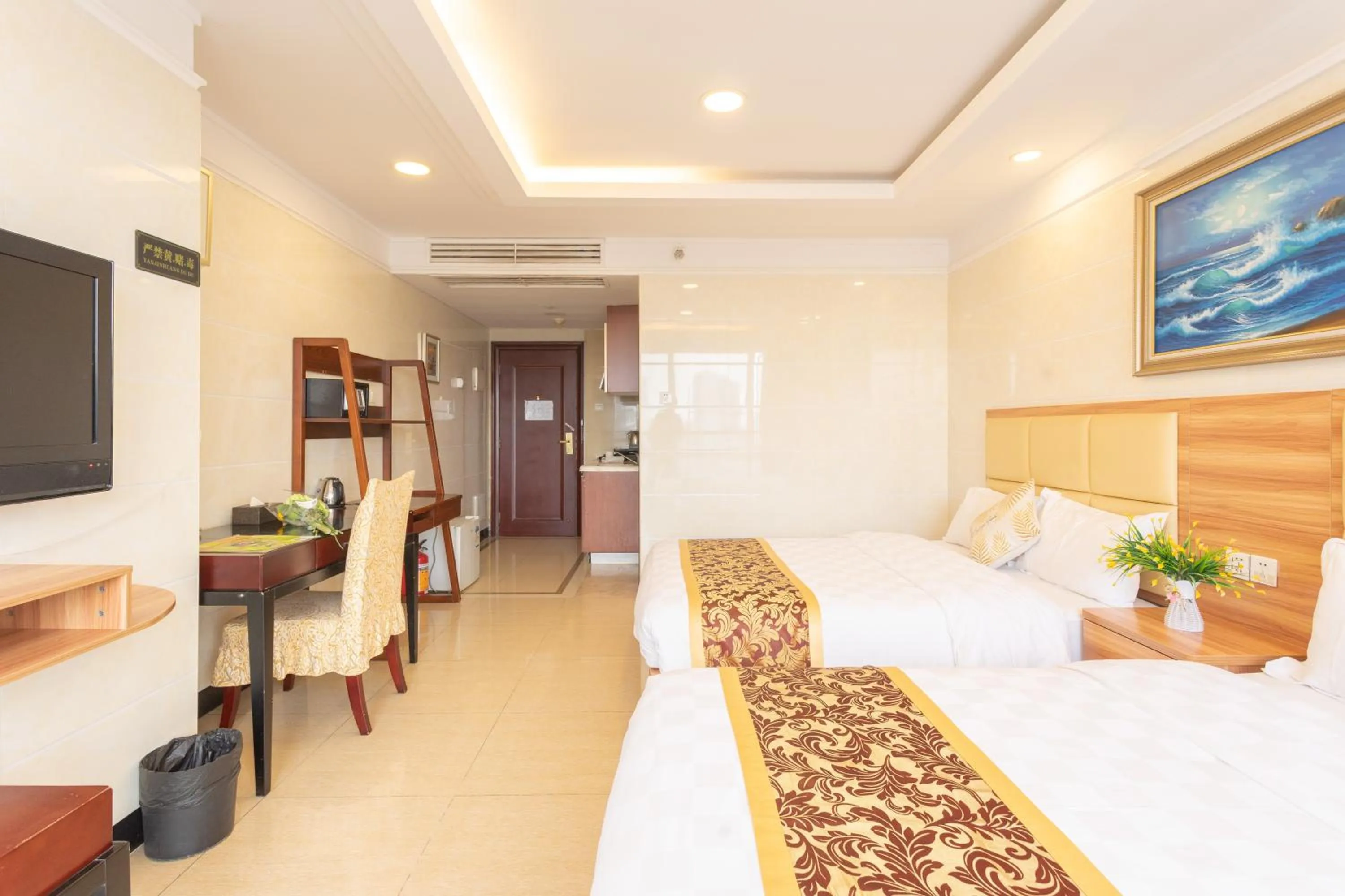 TV and multimedia, Bed in Sunny International Apartment From Beijing Road