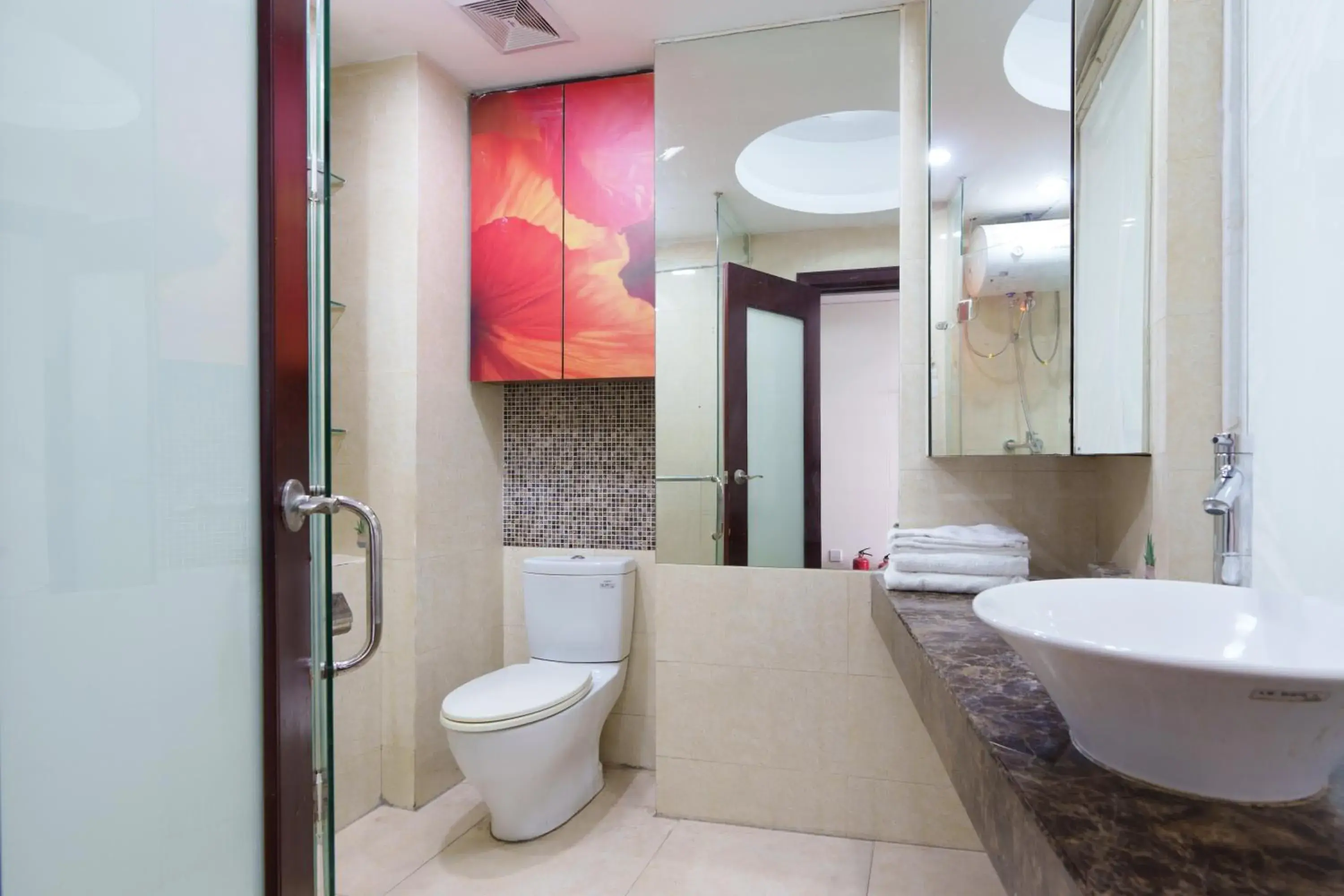 Property building in Sunny International Apartment From Beijing Road Property building in Sunny International Apartment From Beijing Road