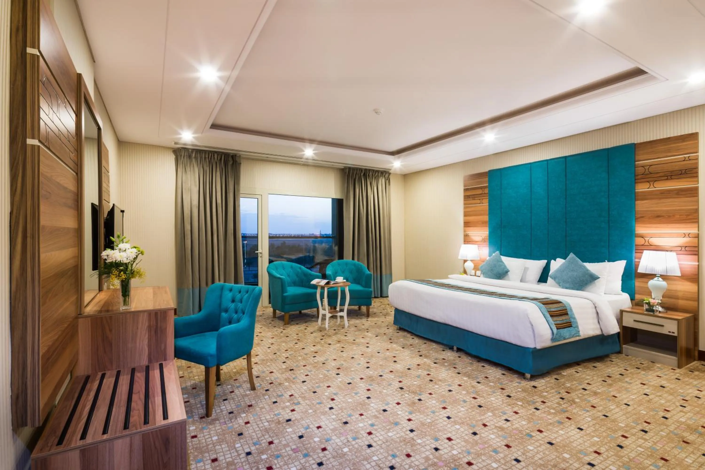 Photo of the whole room, Bed in Le Park Concord Hotel