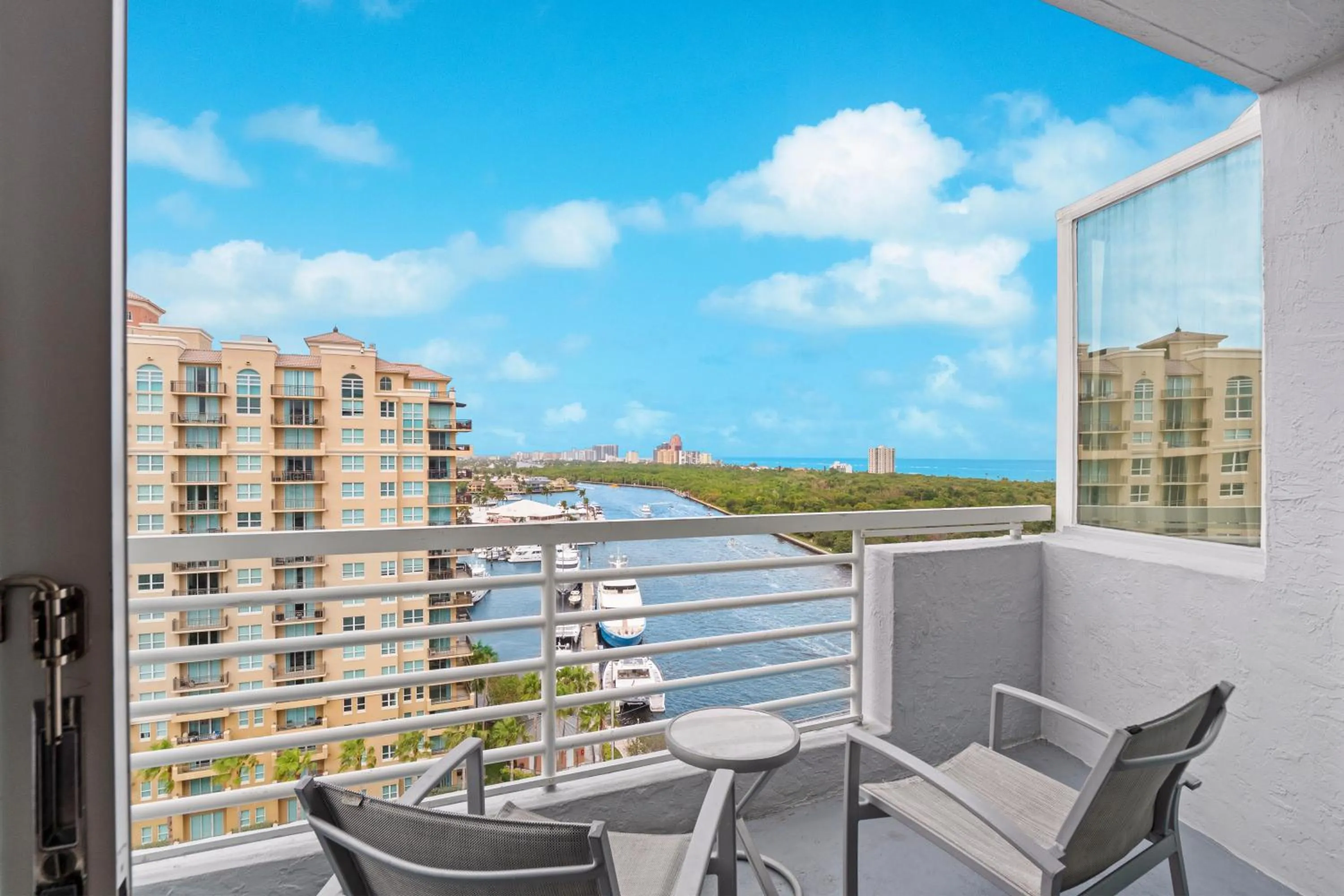 Balcony/Terrace in GALLERY One - A DoubleTree Suites by Hilton Hotel