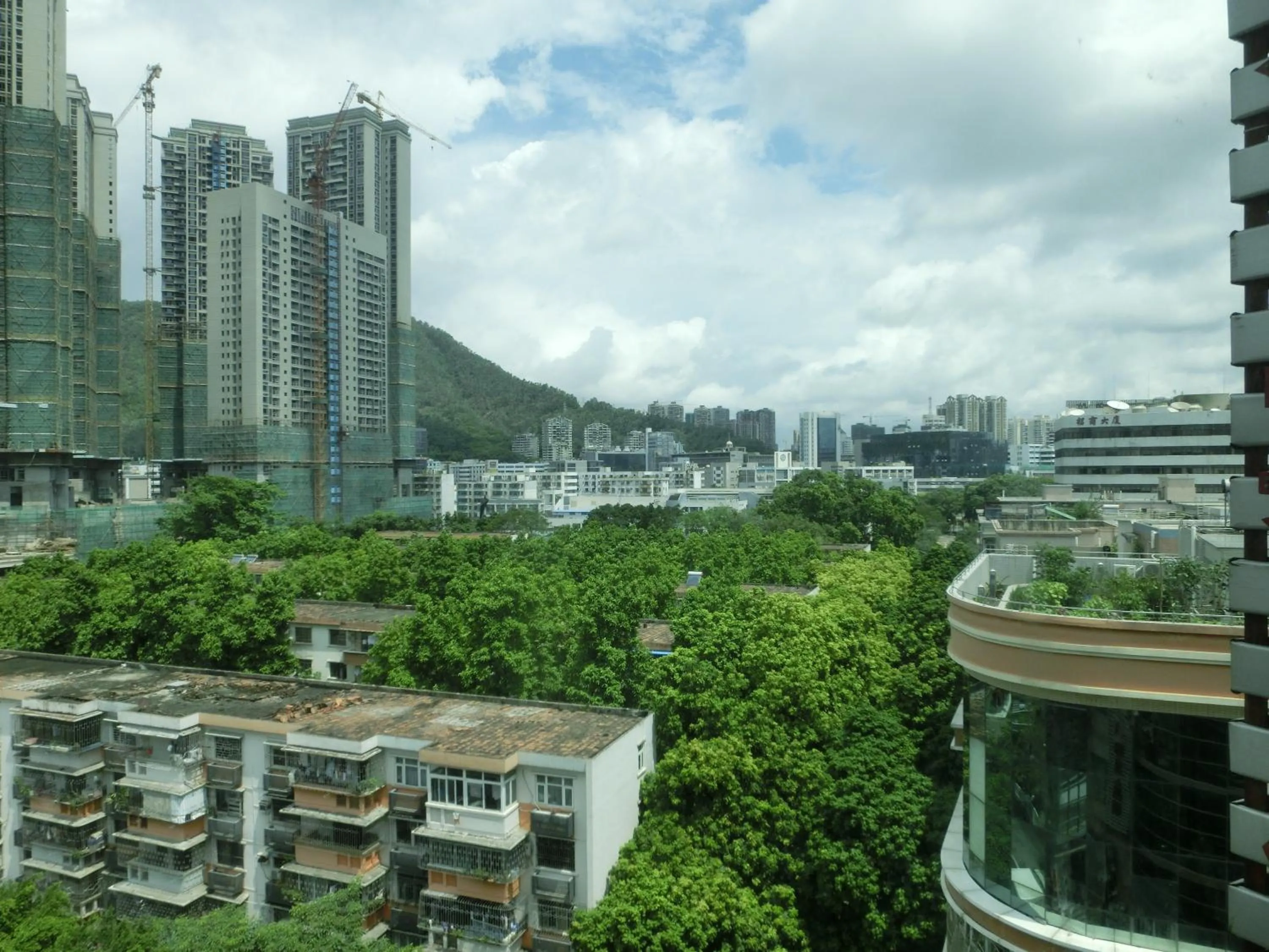 View (from property/room) in Greentree Alliance Shenzhen Shekou Sea World Hotel