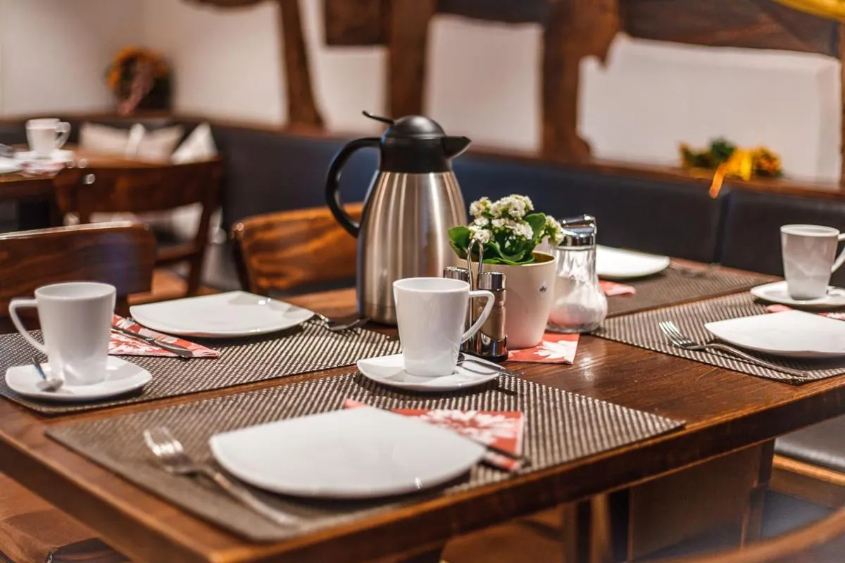 Food and drinks in Landhotel Kahltalmühle