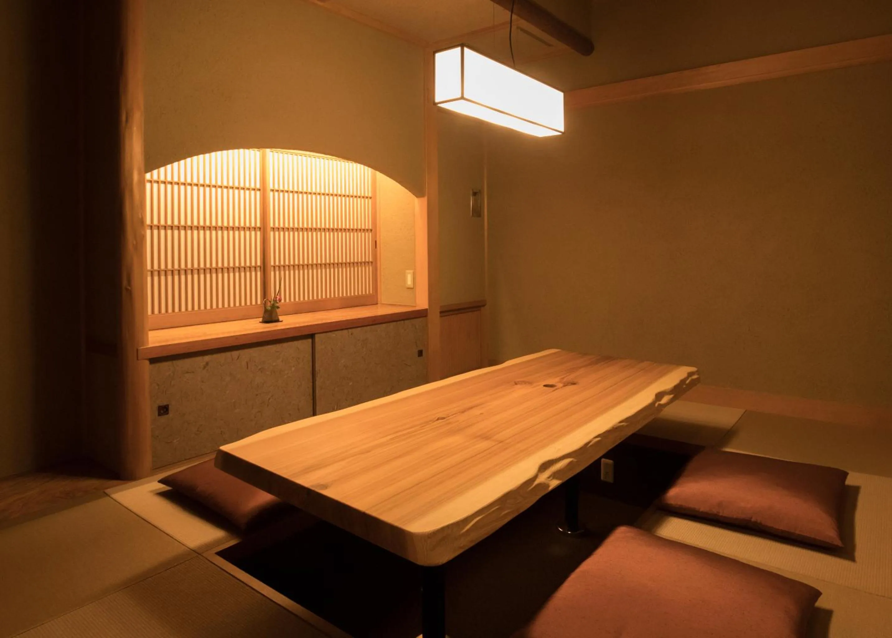 Food in Beautiful Japanese Garden Kagetsu