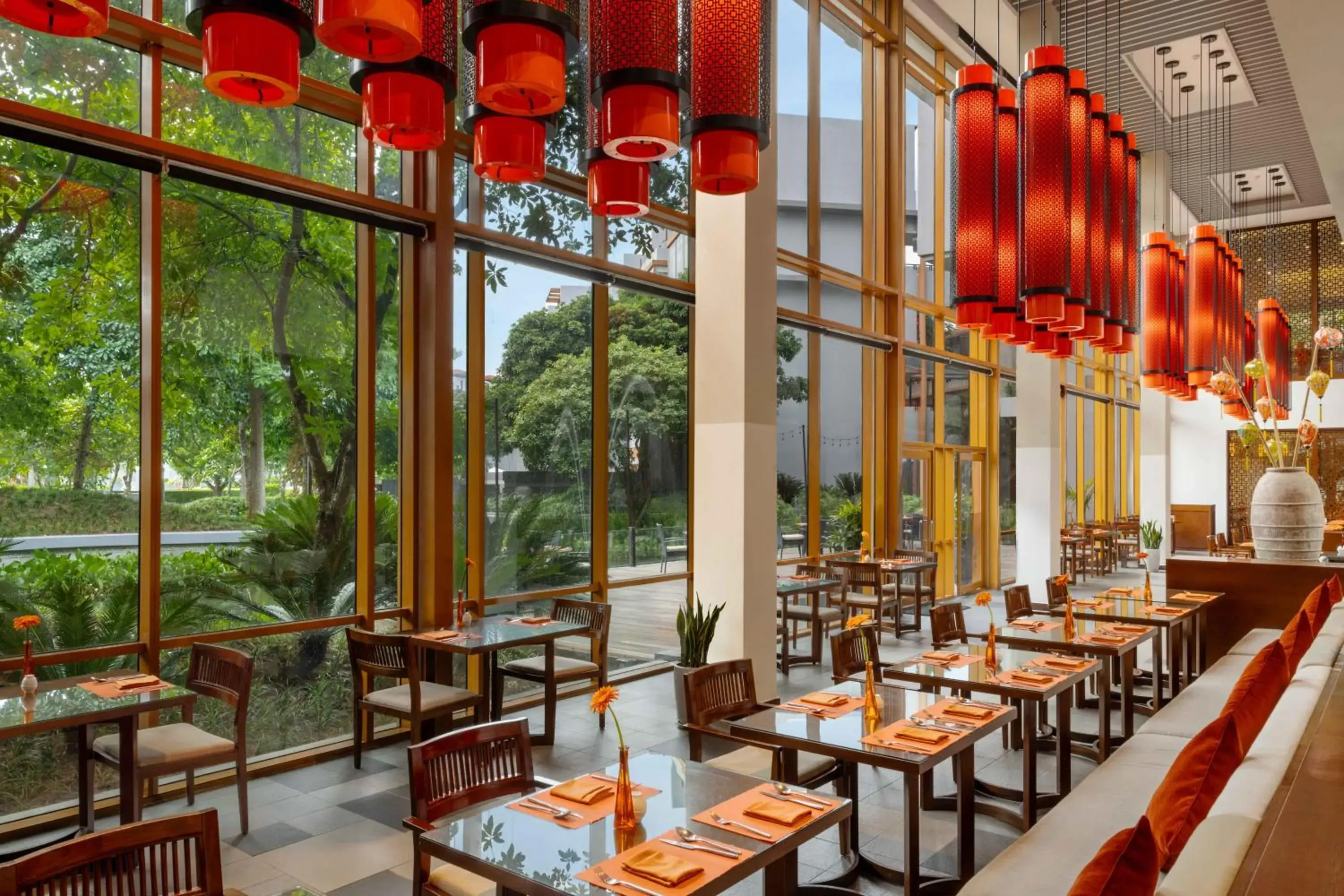 Restaurant/places to eat in Angsana Lang Co Restaurant/places to eat in Angsana Lang Co