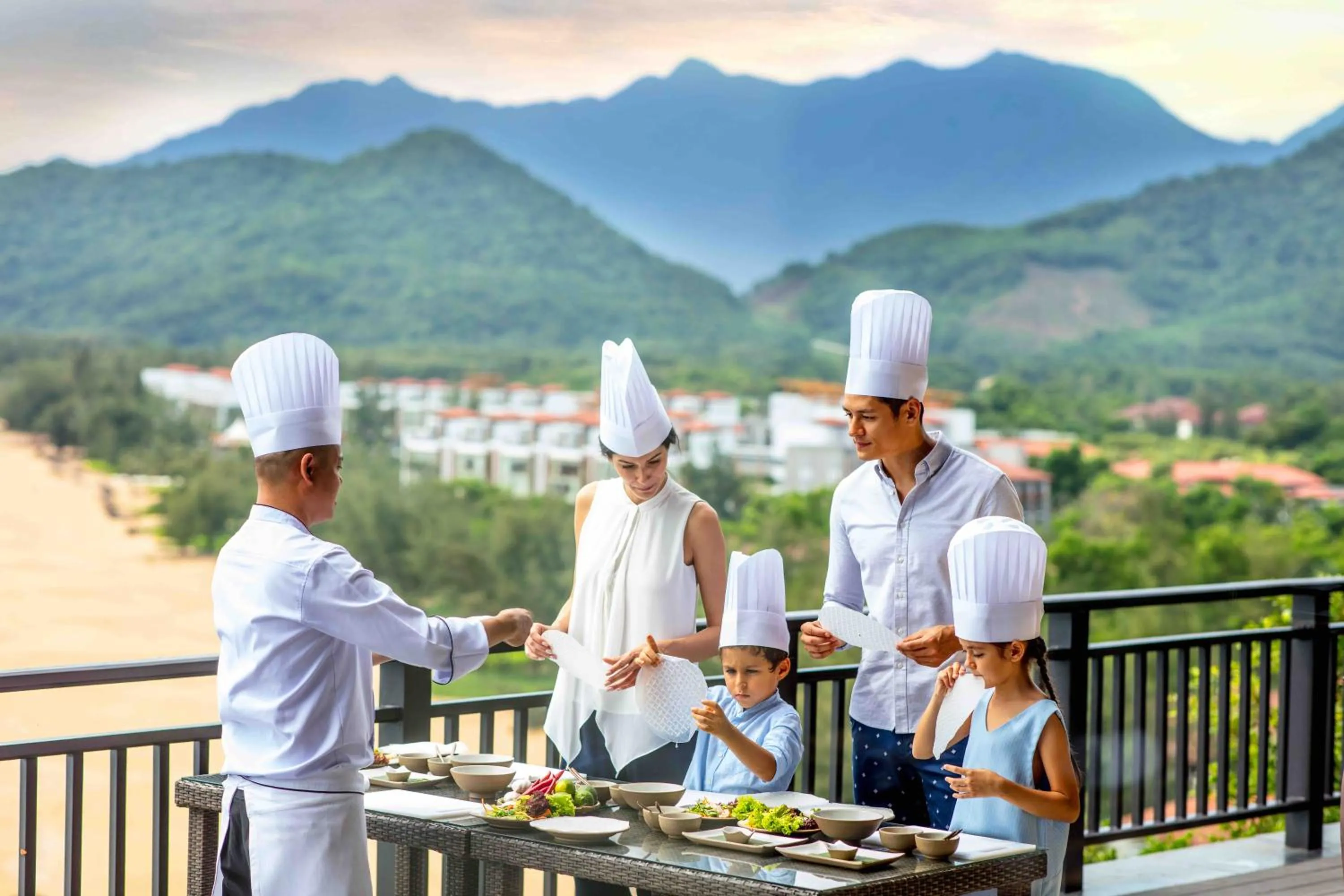 Restaurant/places to eat in Banyan Tree Lang Co