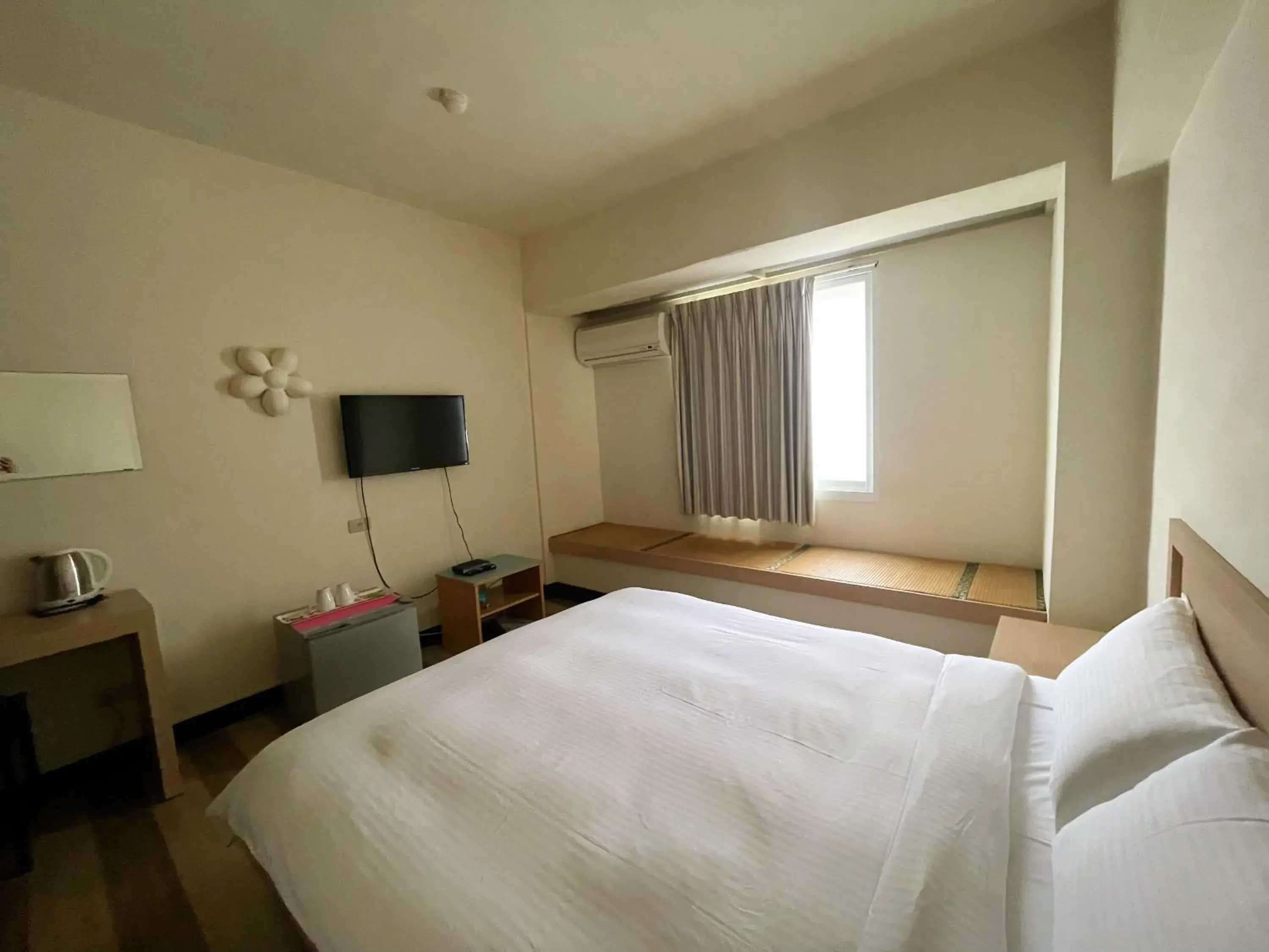 Bed in Hwa Hong Hotel Bed in Hwa Hong Hotel