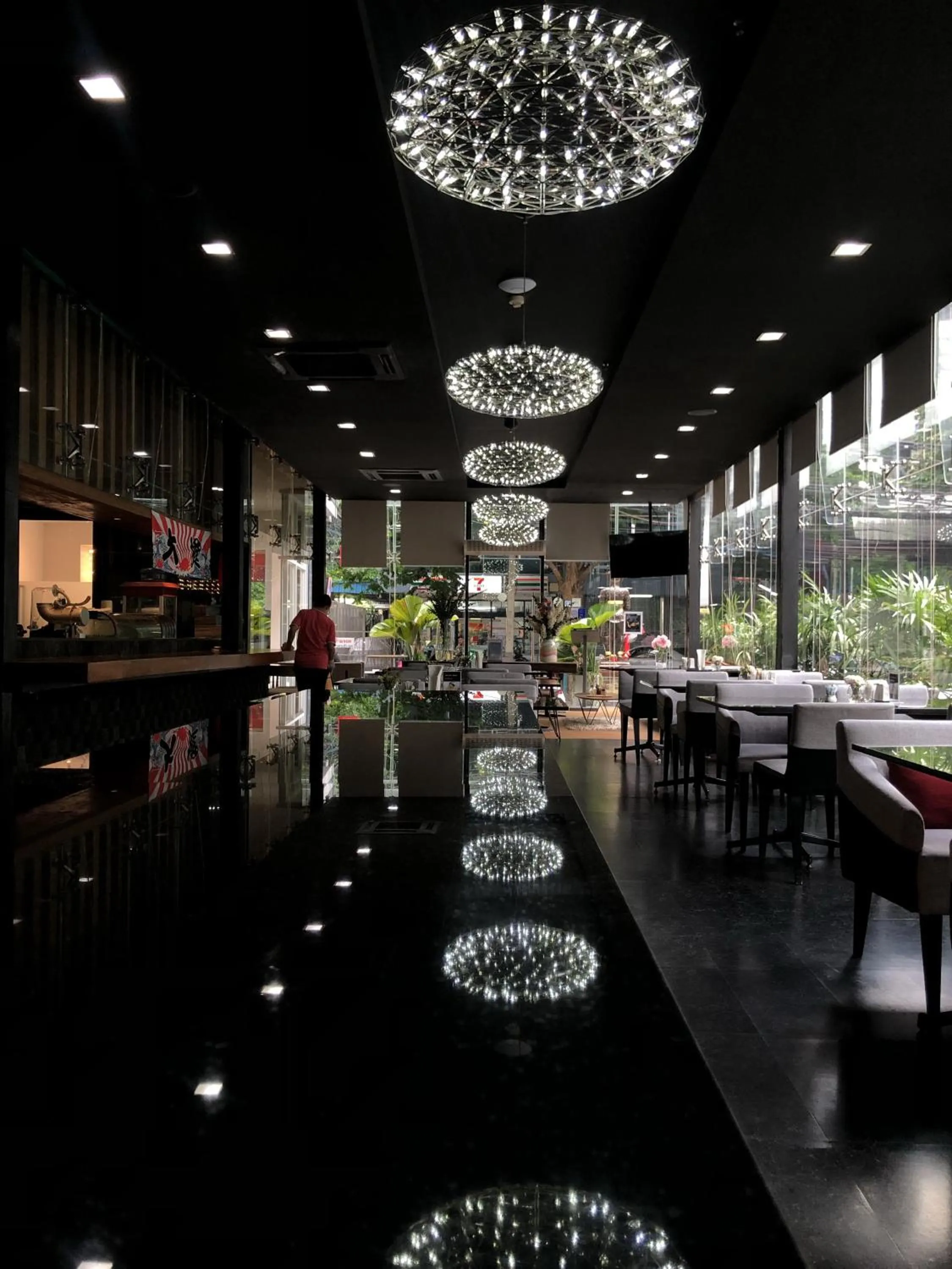Restaurant/places to eat in Arize Hotel Sukhumvit