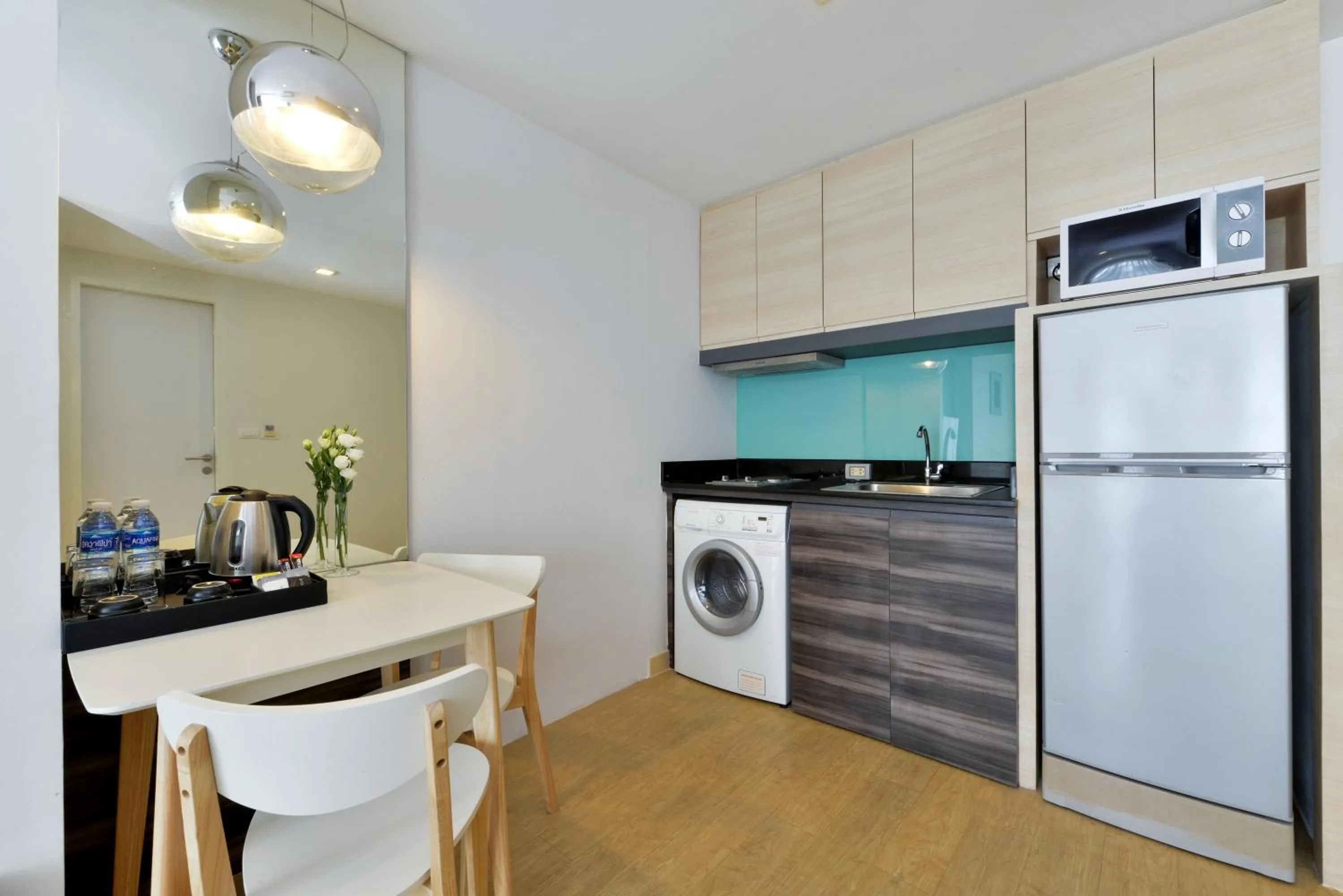 Kitchen or kitchenette in Arize Hotel Sukhumvit