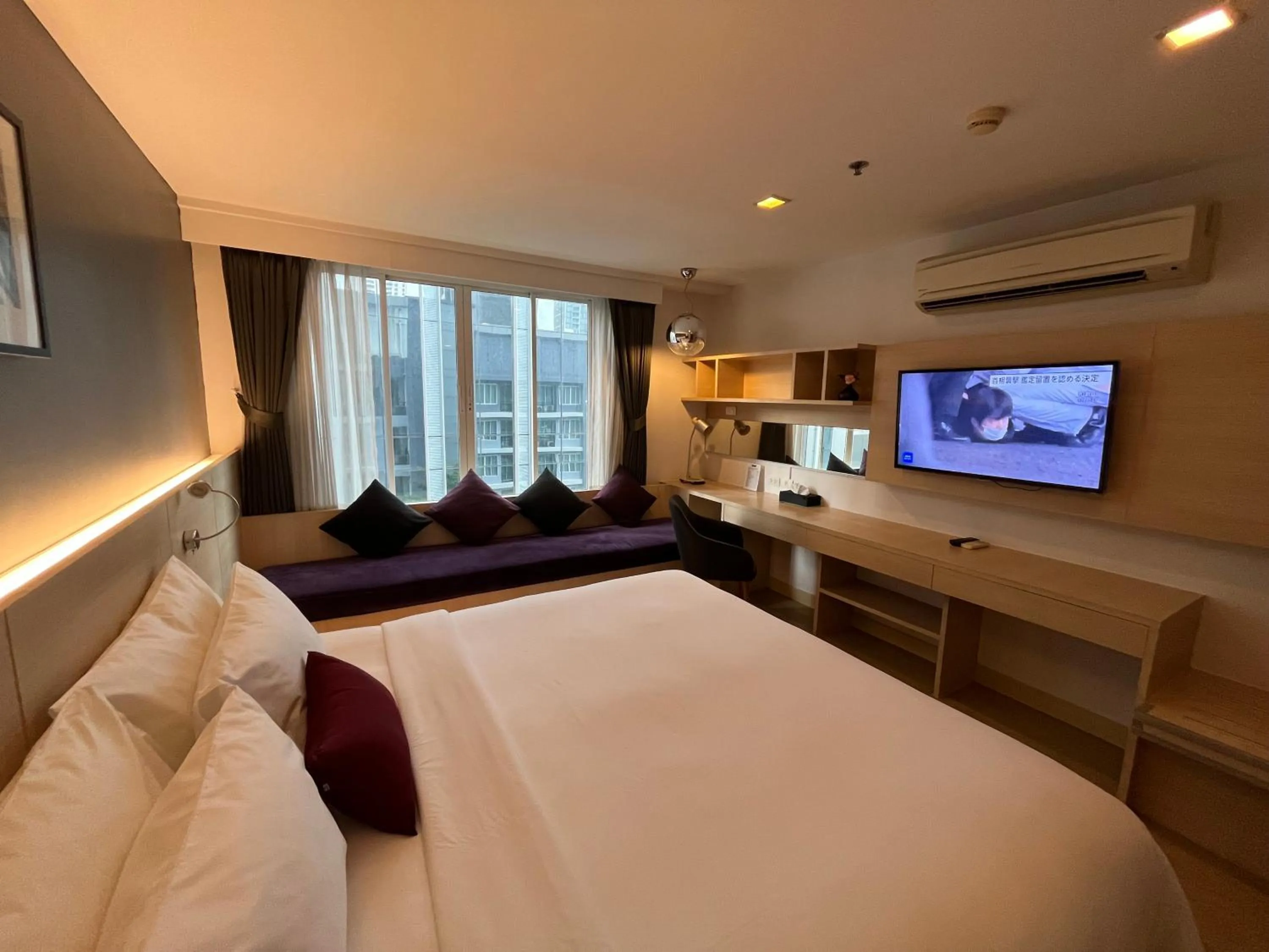 Bed in Arize Hotel Sukhumvit