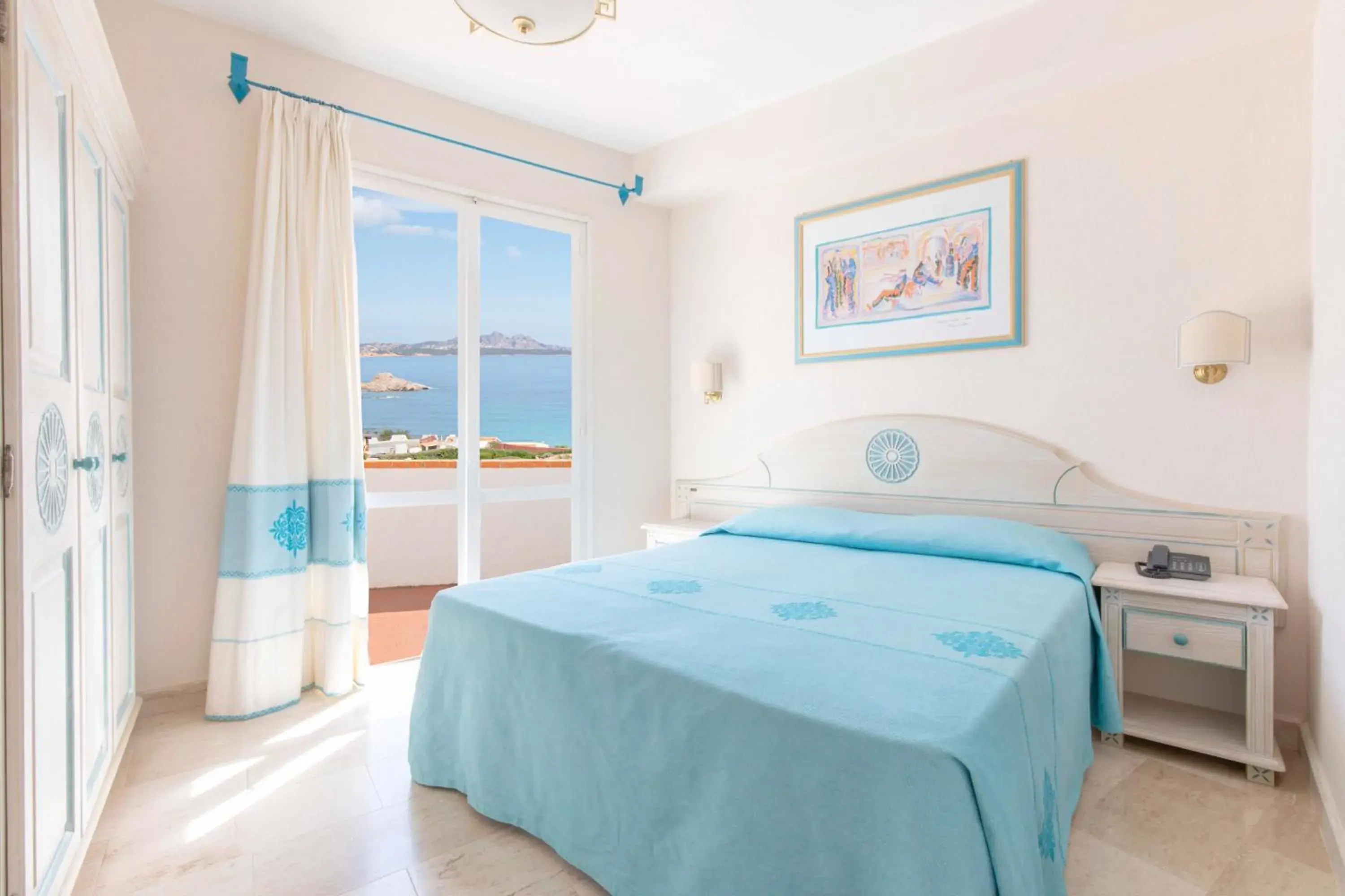 Bed in Club Hotel Cormorano Bed in Club Hotel Cormorano