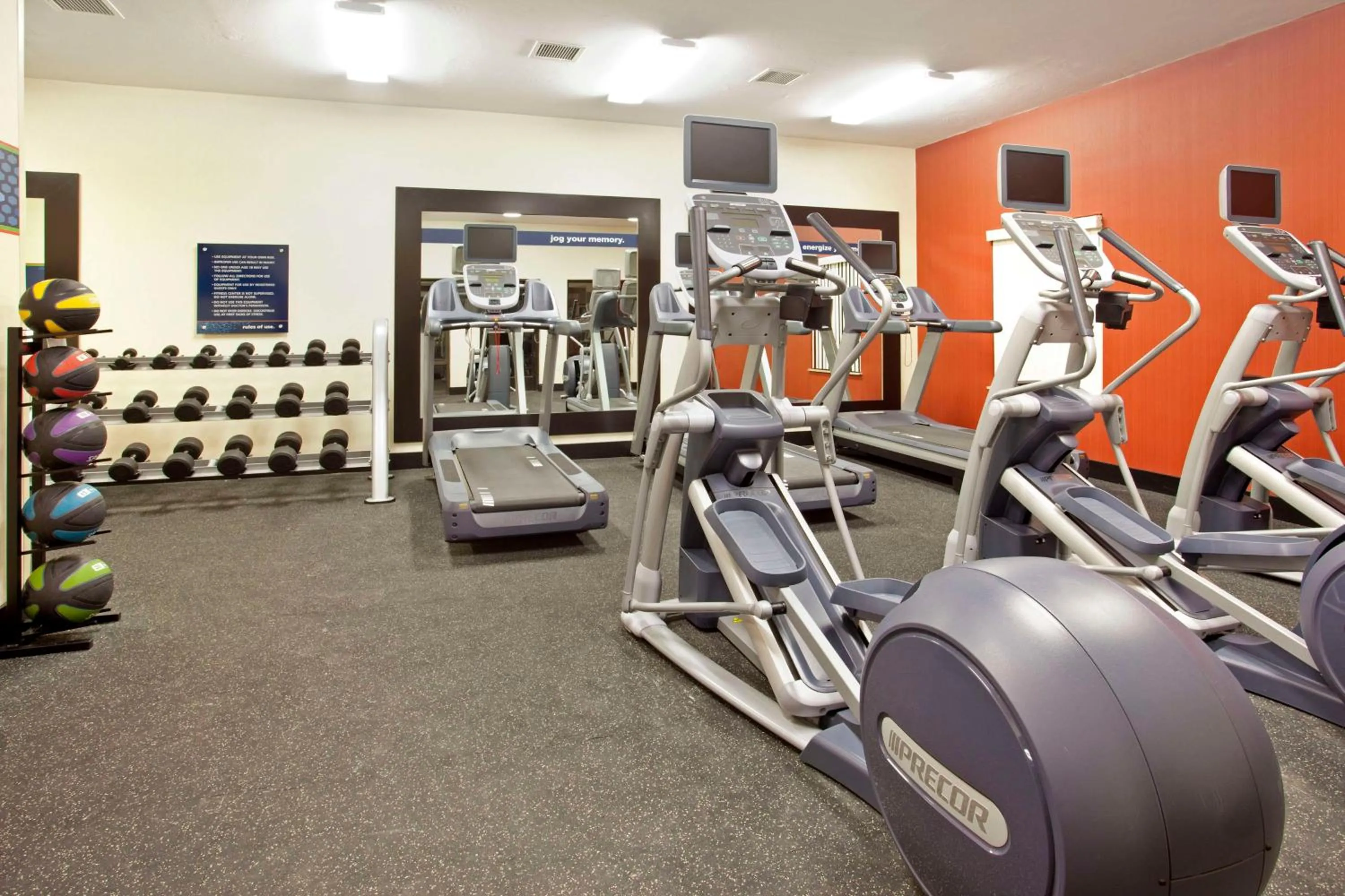 Fitness centre/facilities in Hampton Inn & Suites El Paso-Airport